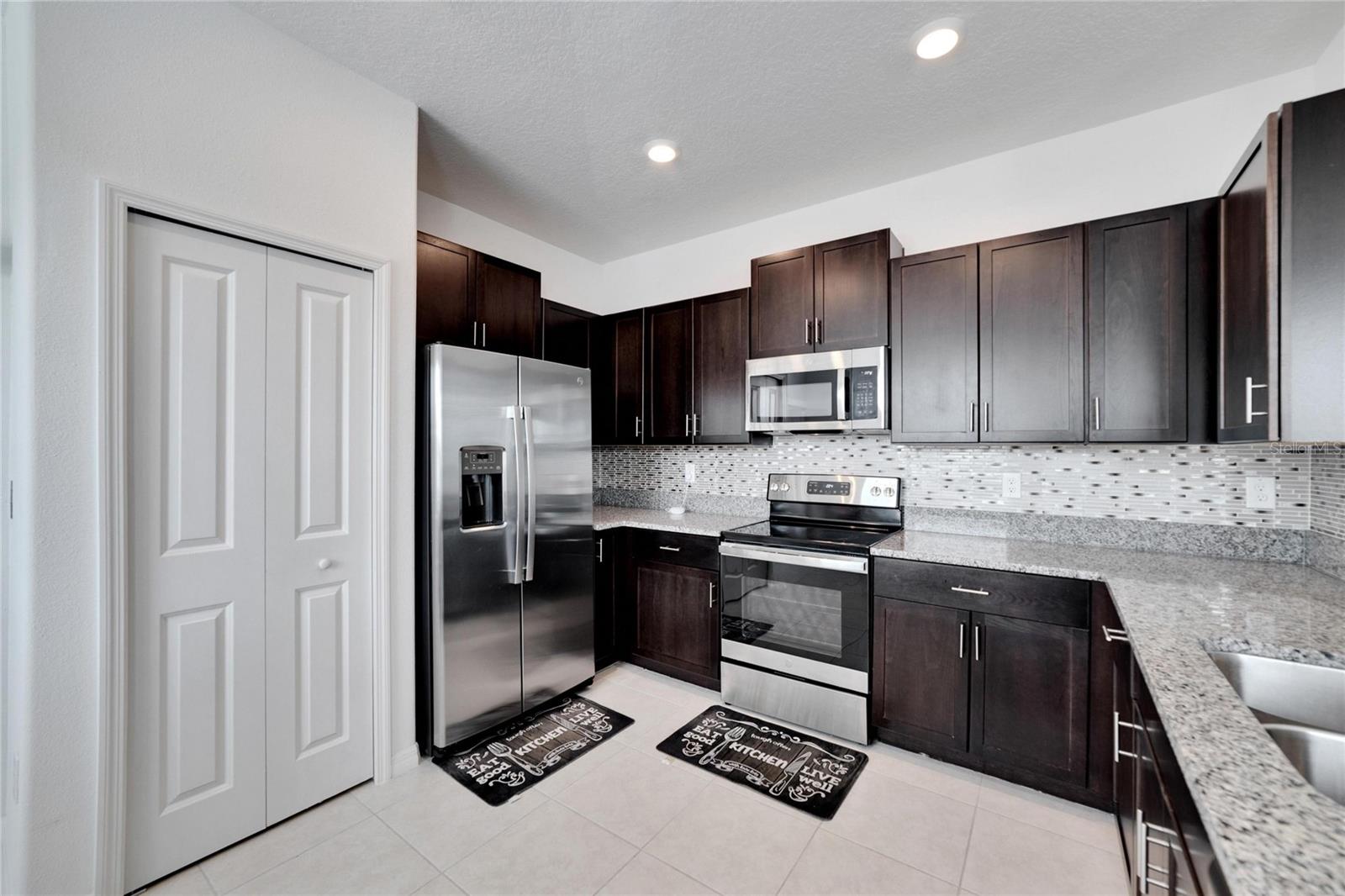 10422 SHADY PRESERVE DR