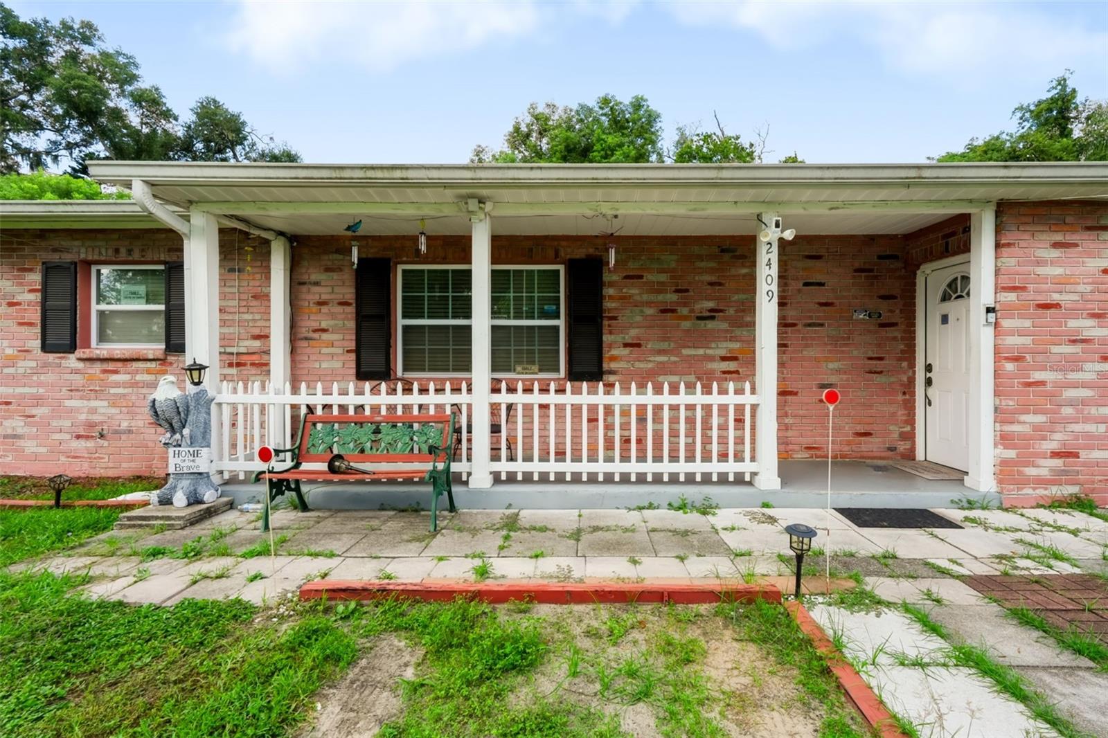 2409 GIDDENS AVE