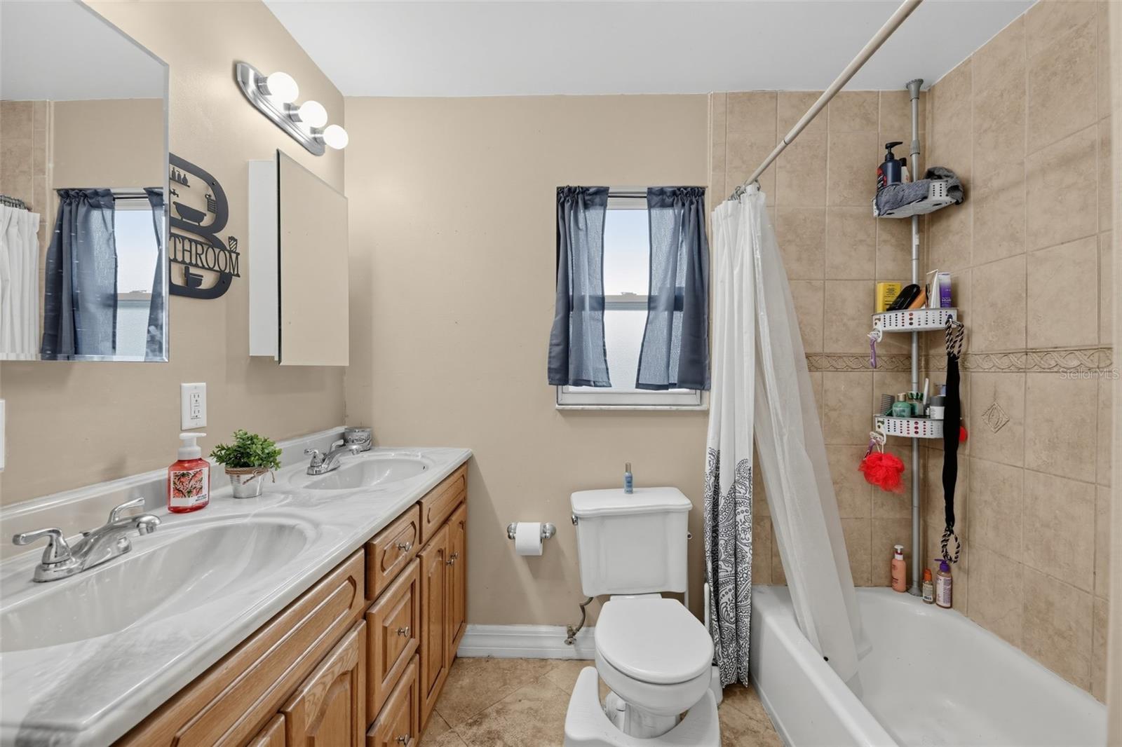 4165 ROLLING SPRINGS DR