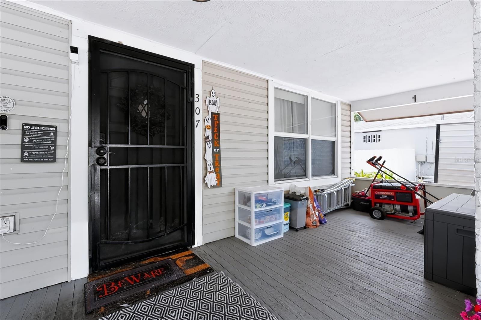 307 W CHERRY ST
