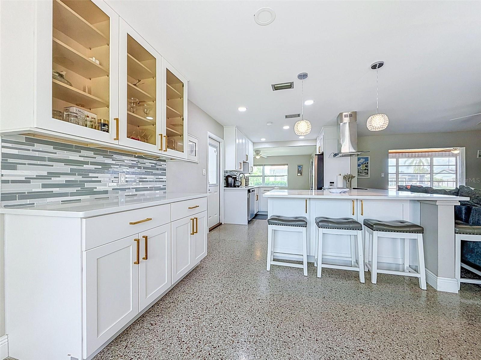 8723 HICKORYWOOD LN