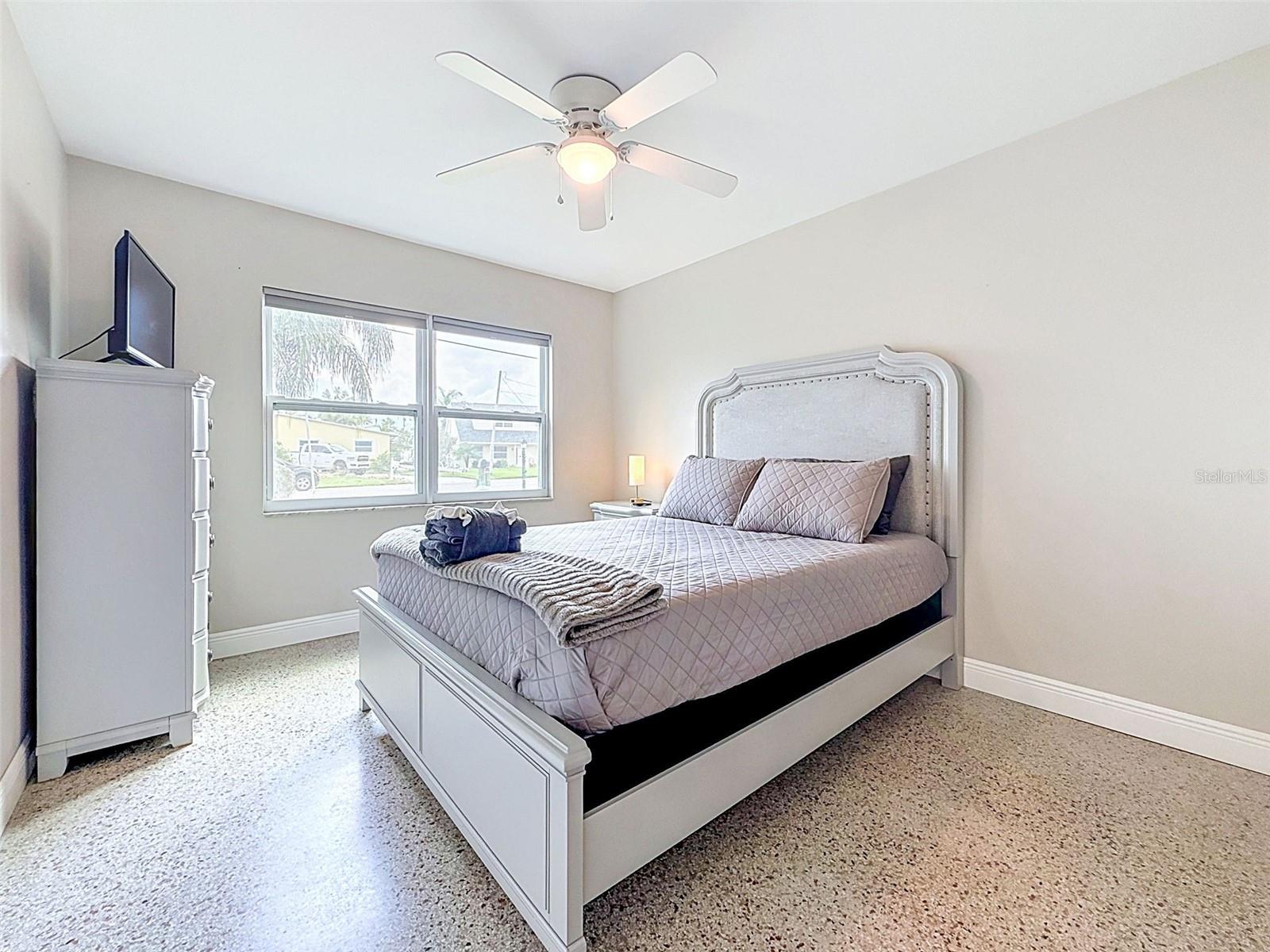 8723 HICKORYWOOD LN