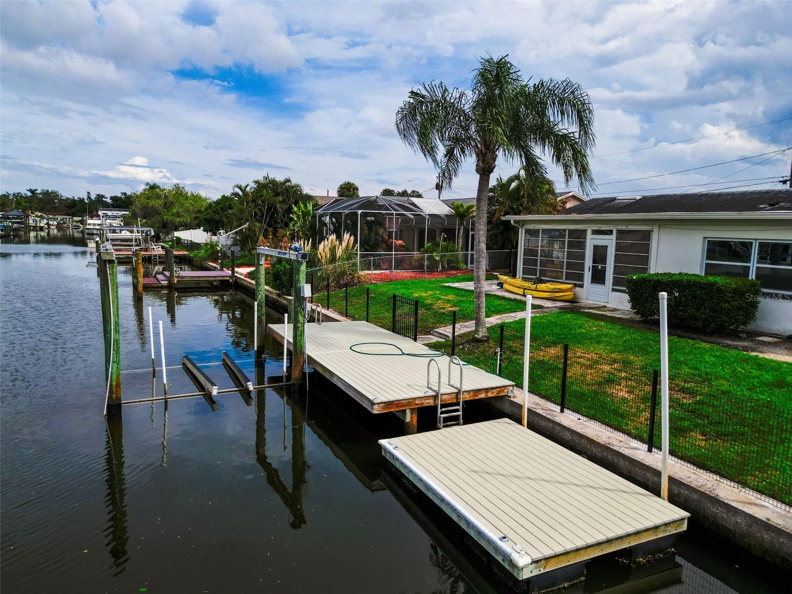 8723 HICKORYWOOD LN