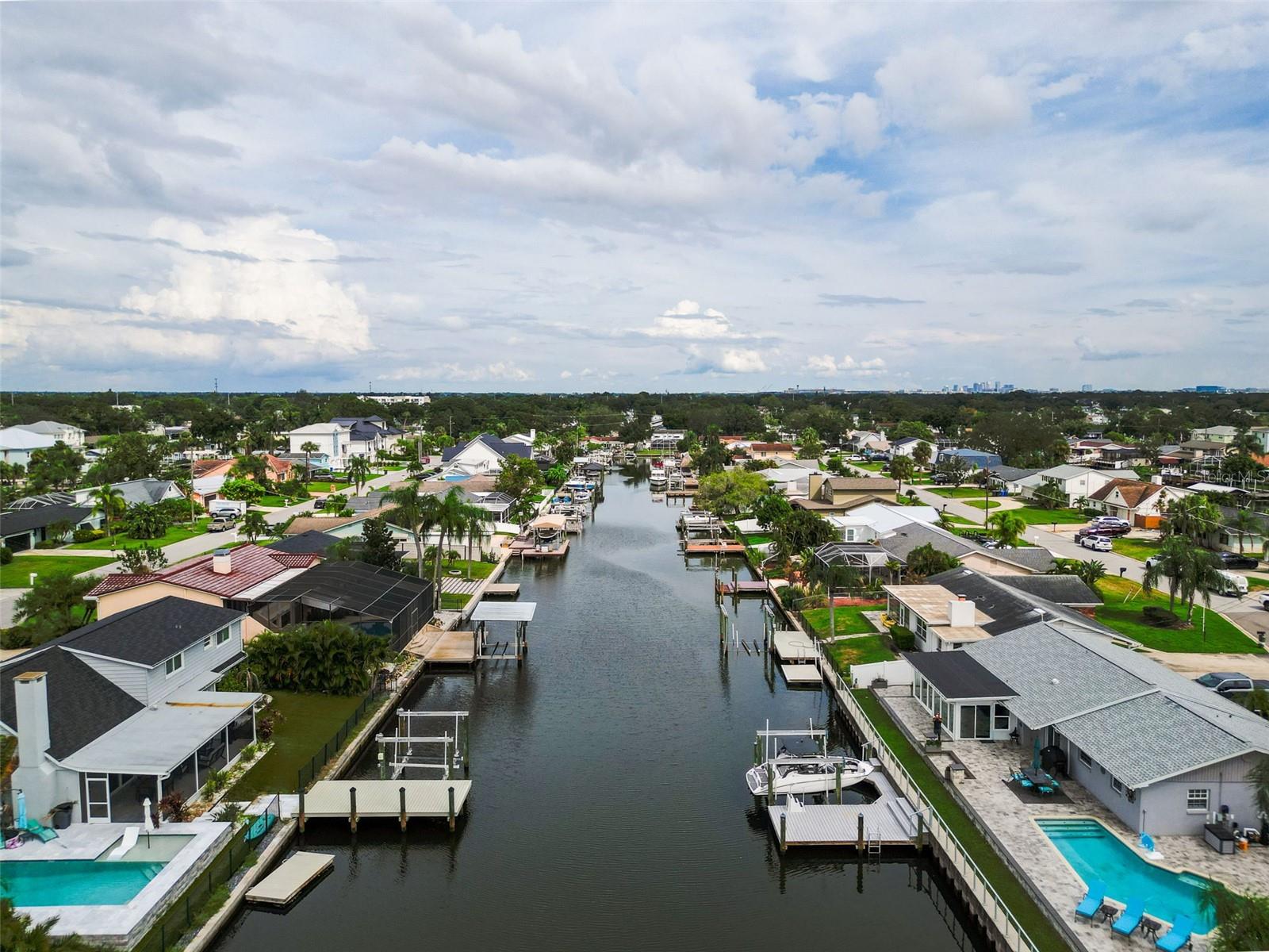 8723 HICKORYWOOD LN