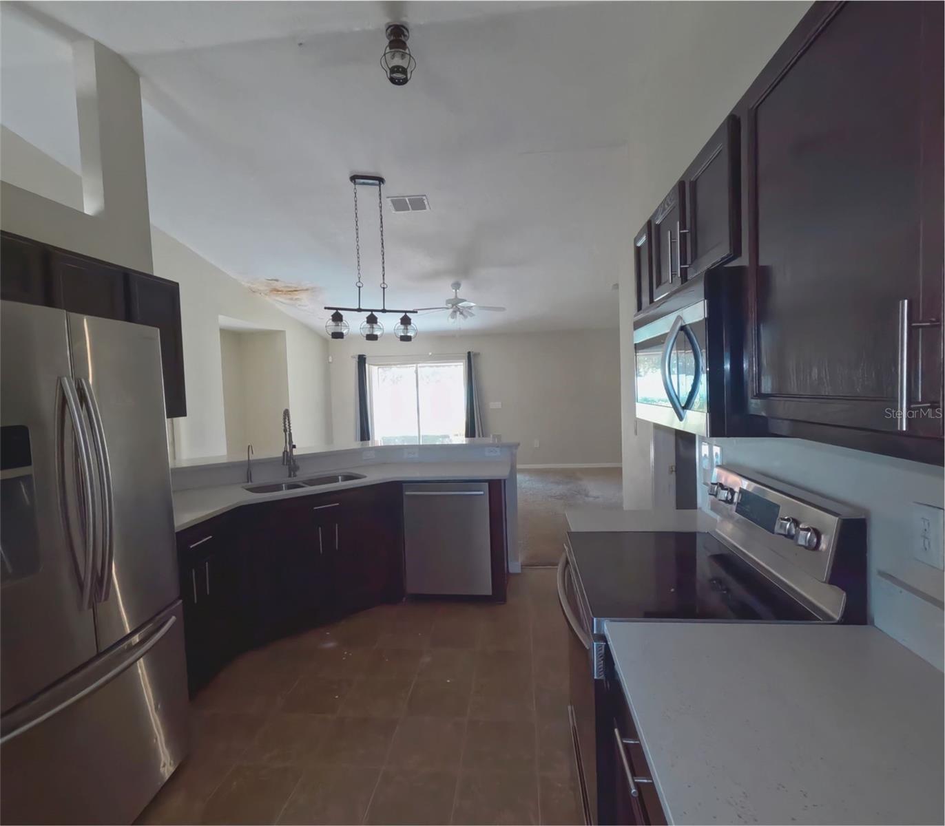 545 REDDICKS CIR