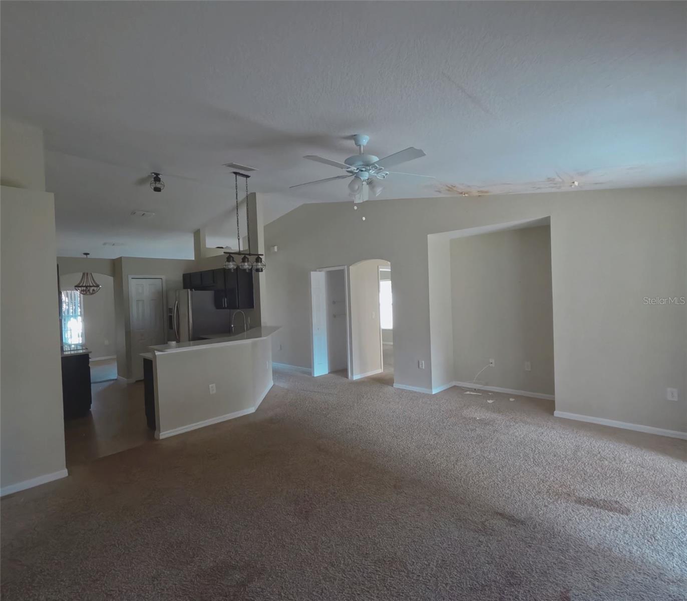 545 REDDICKS CIR