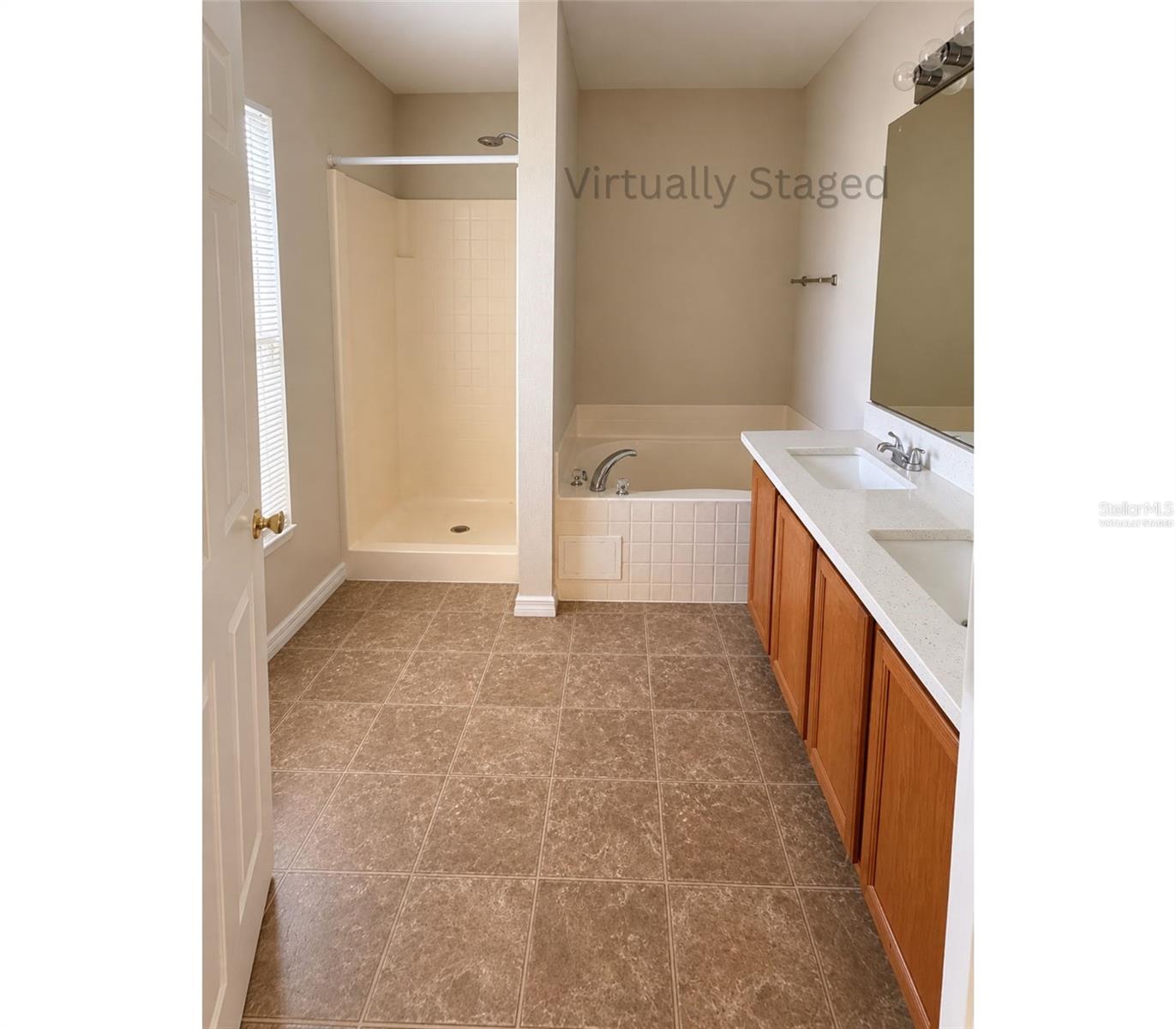 545 REDDICKS CIR