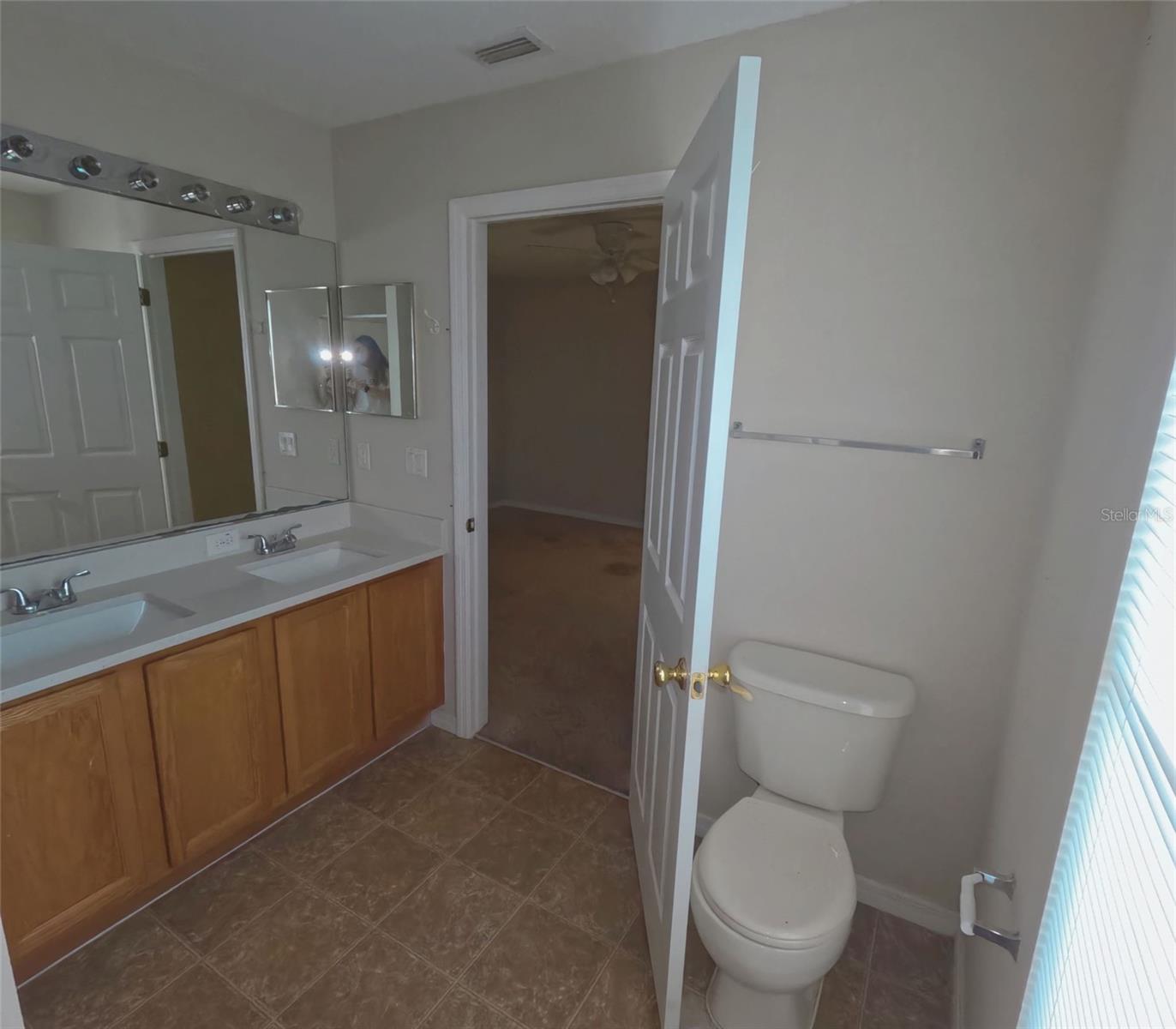 545 REDDICKS CIR