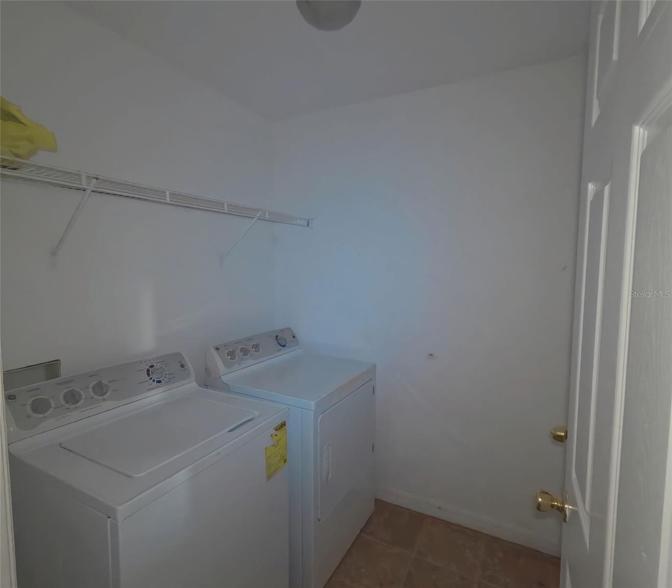 545 REDDICKS CIR