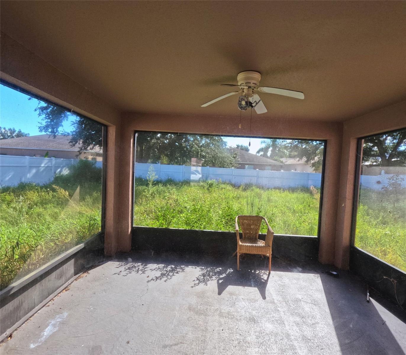 545 REDDICKS CIR