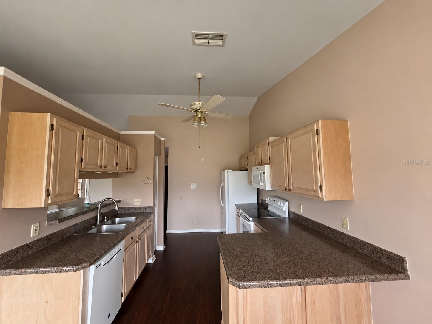 8417 DANBURY LN