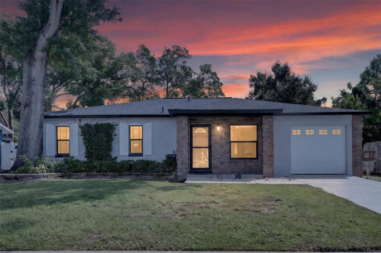 906 Cutler Dr, Seffner