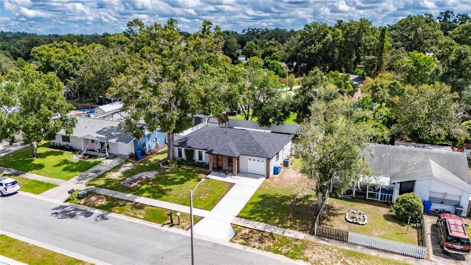 906 CUTLER DR