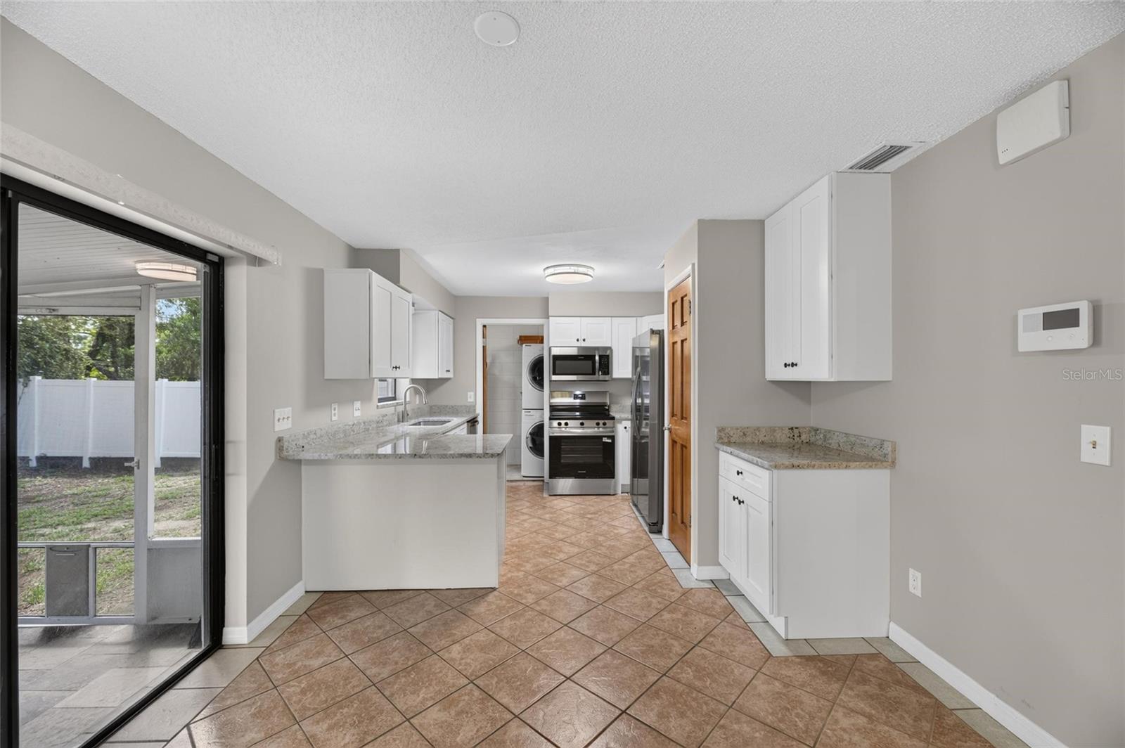 906 CUTLER DR