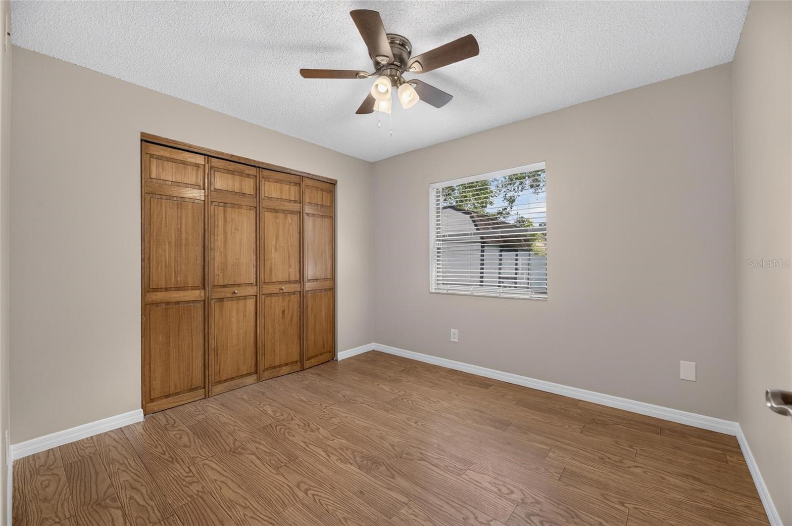 906 CUTLER DR