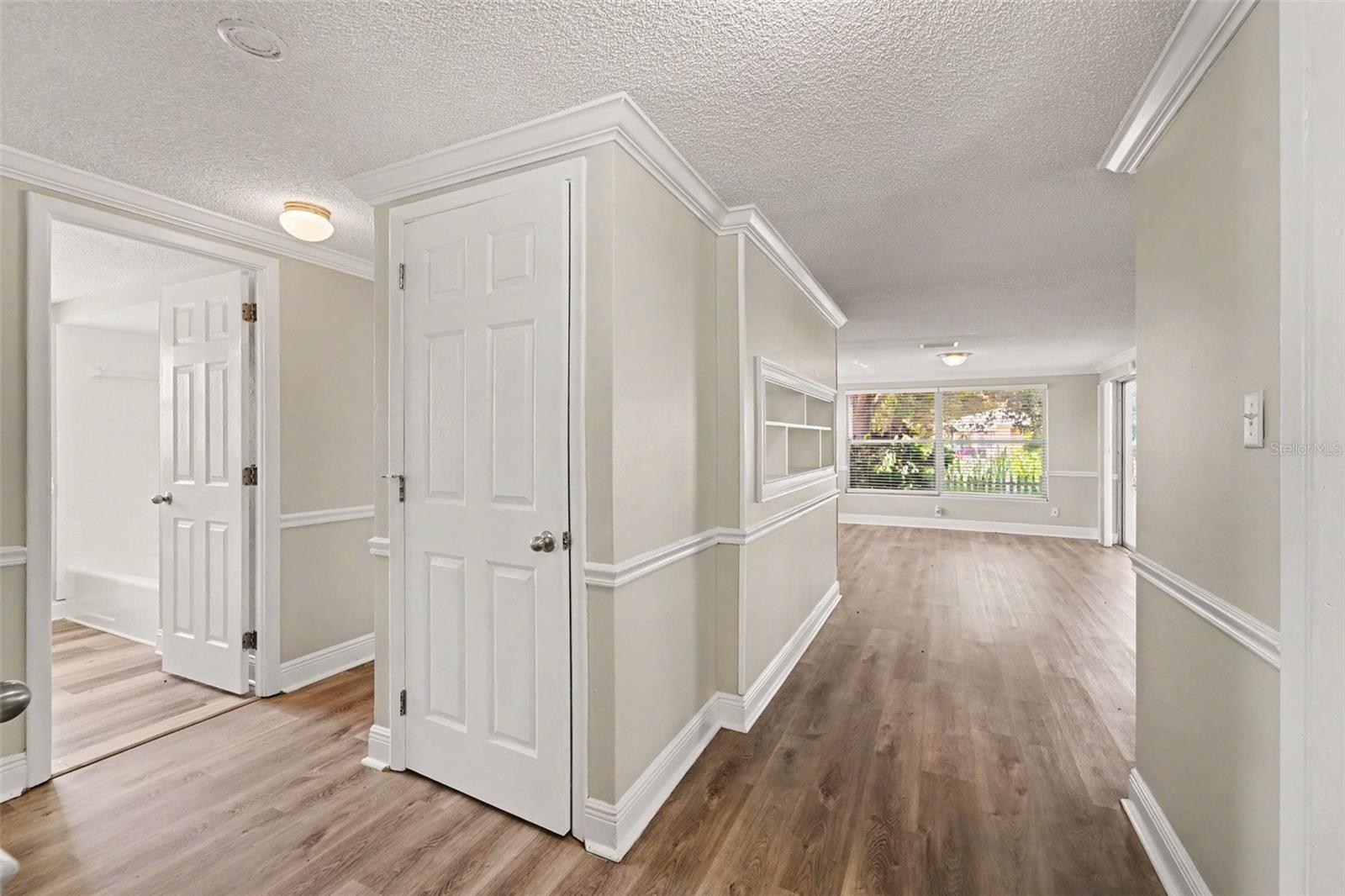 10525 OLEANDER DR