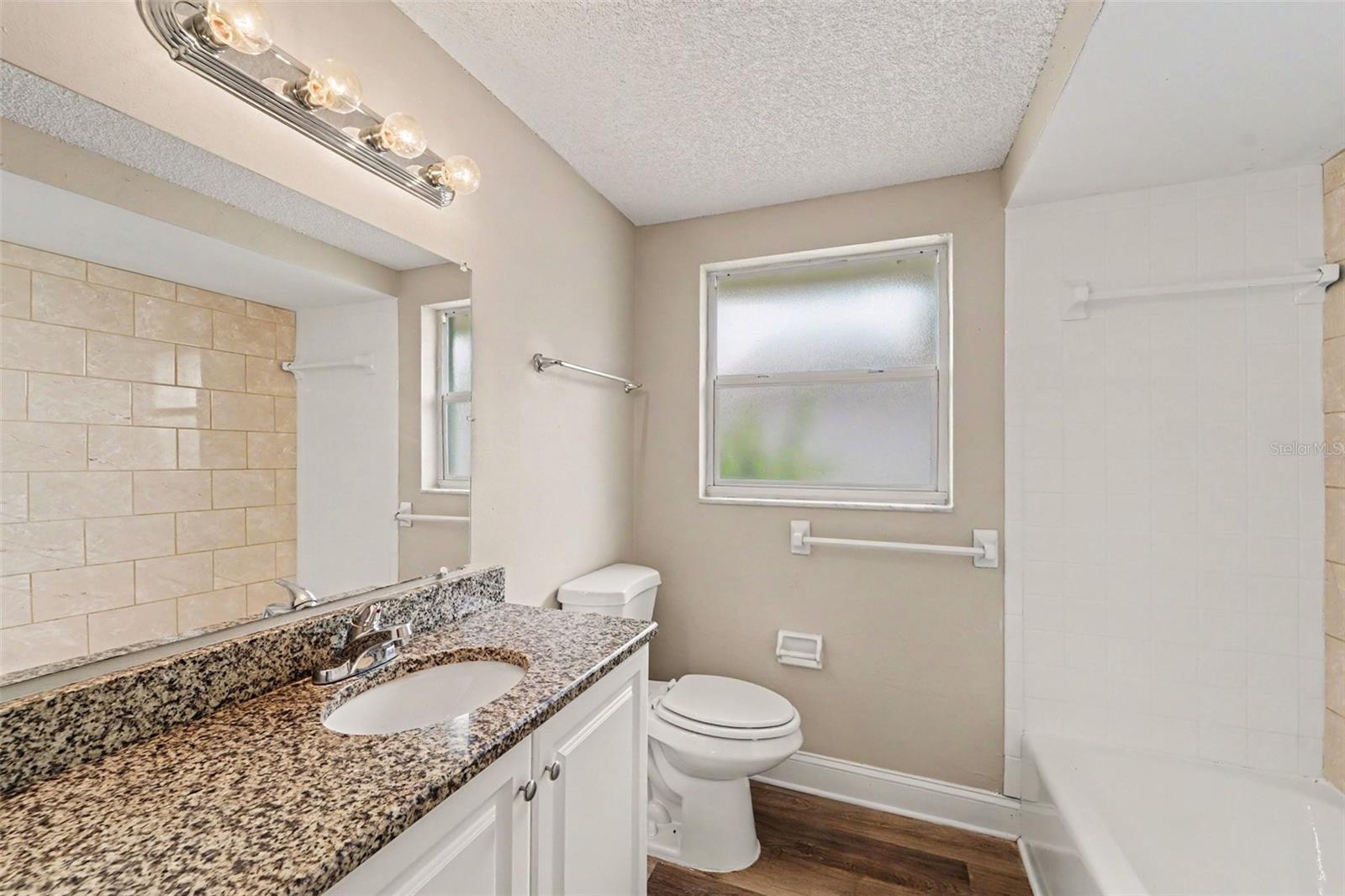 10525 OLEANDER DR