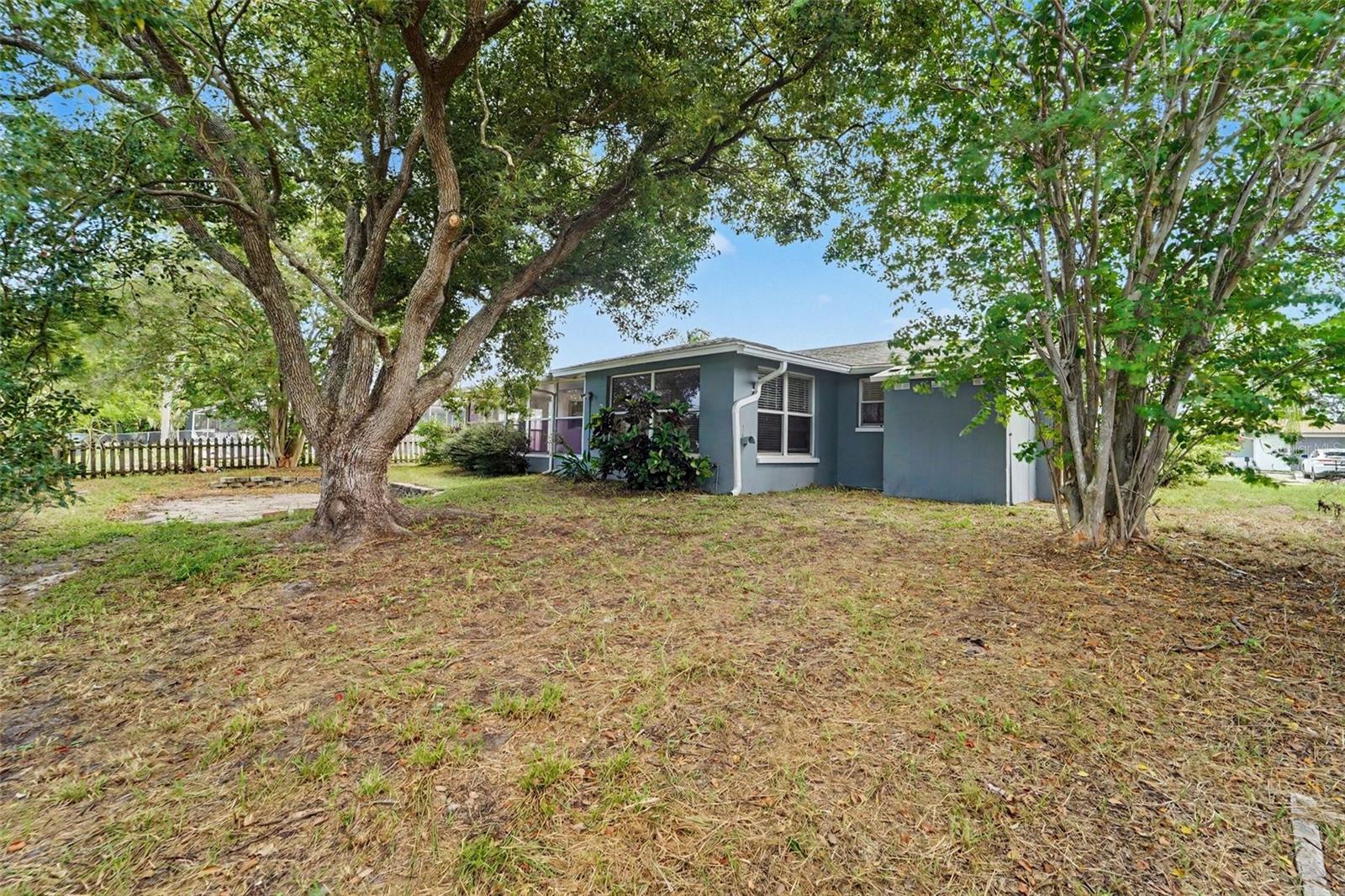 10525 OLEANDER DR