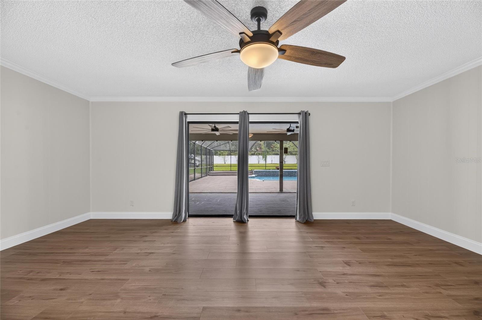 12603 LAKE HILLS DR