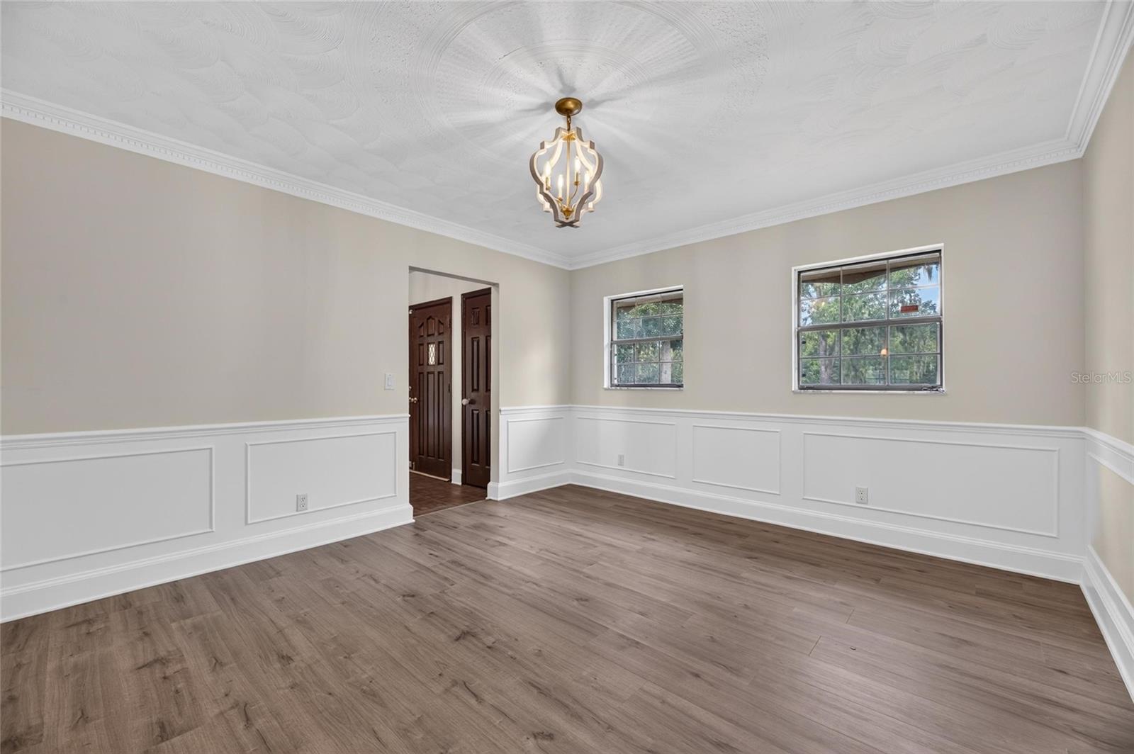 12603 LAKE HILLS DR