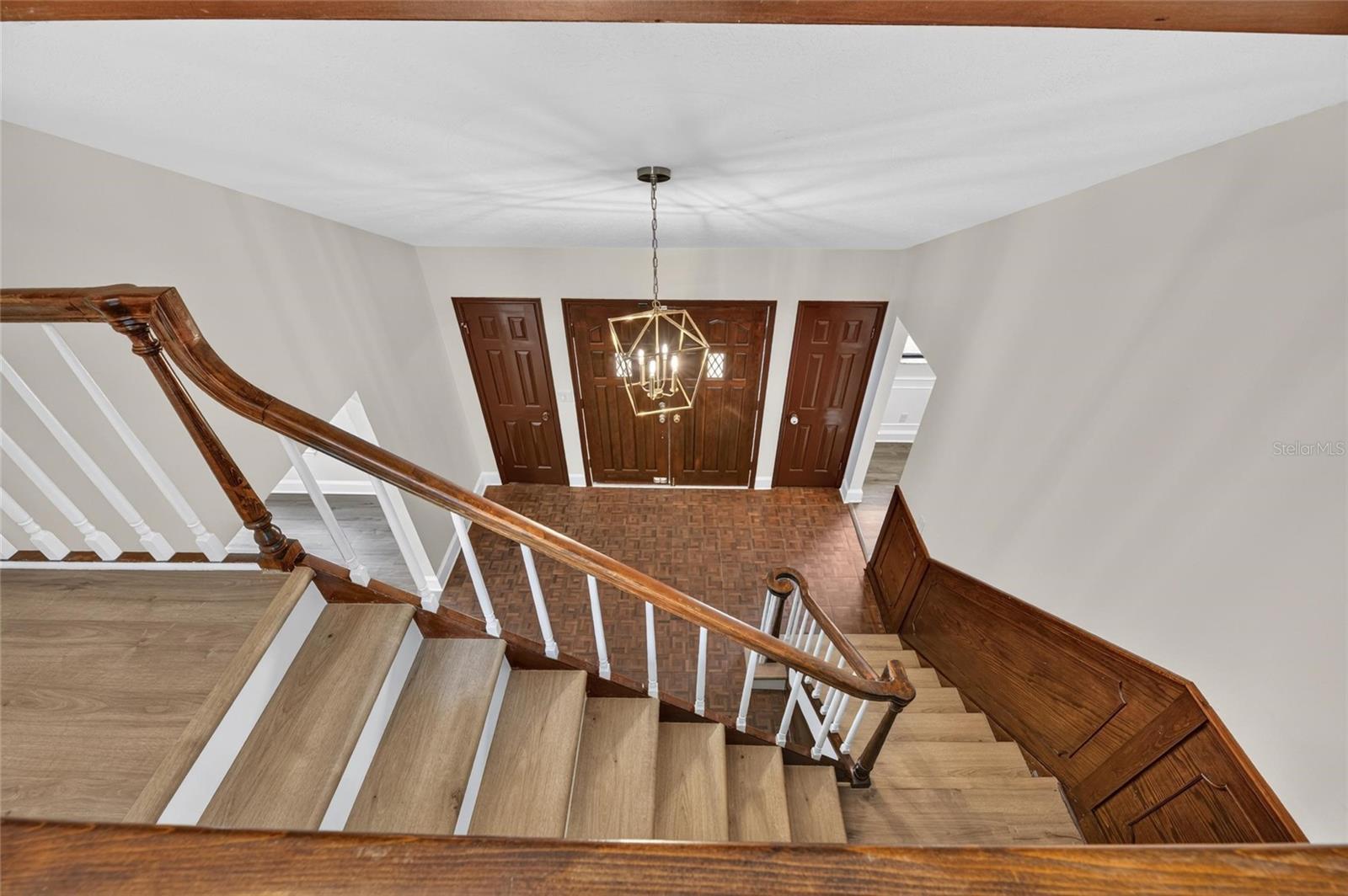 12603 LAKE HILLS DR
