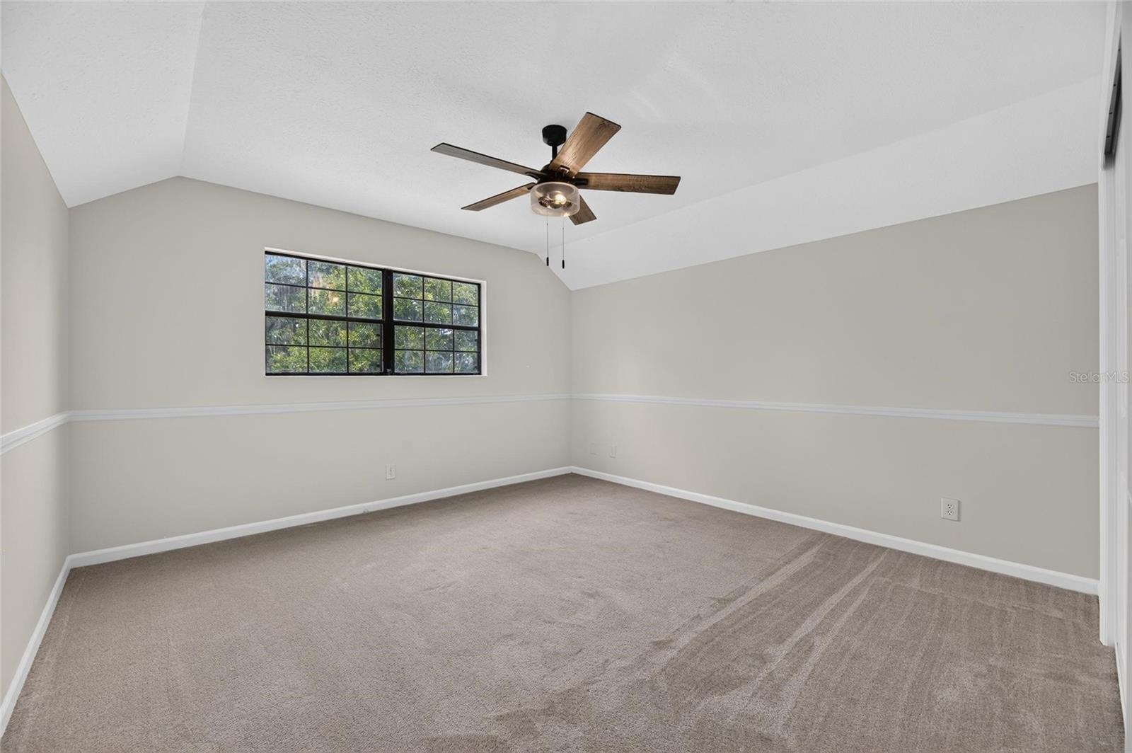 12603 LAKE HILLS DR