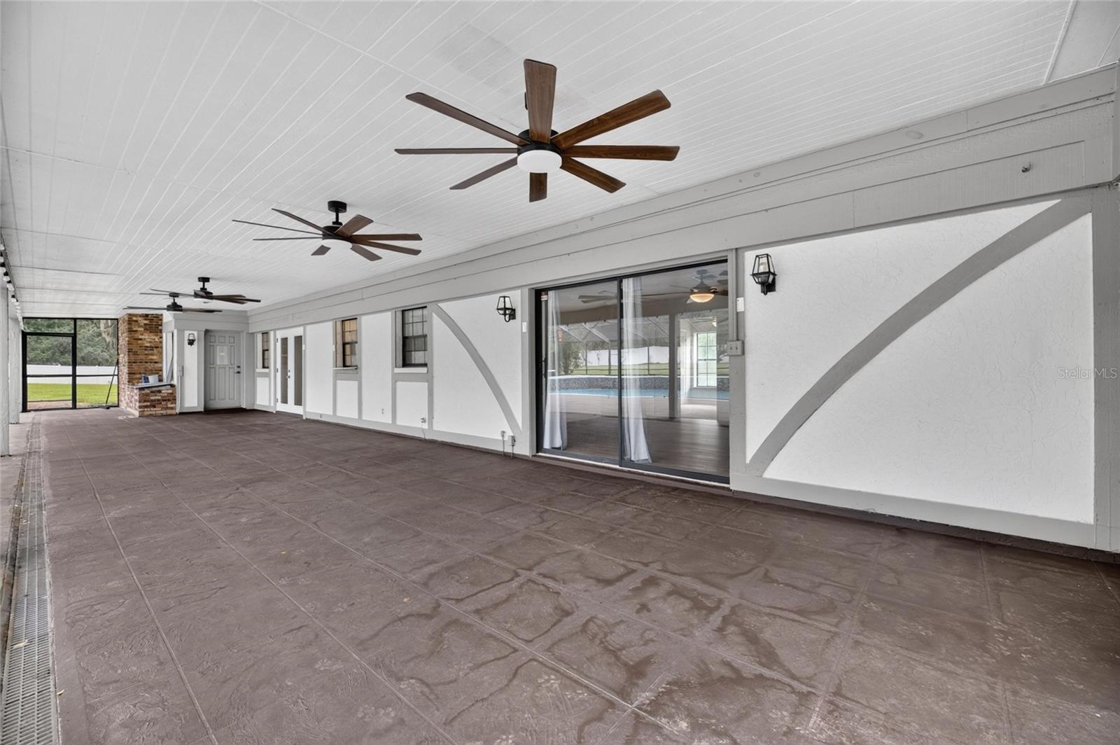 12603 LAKE HILLS DR