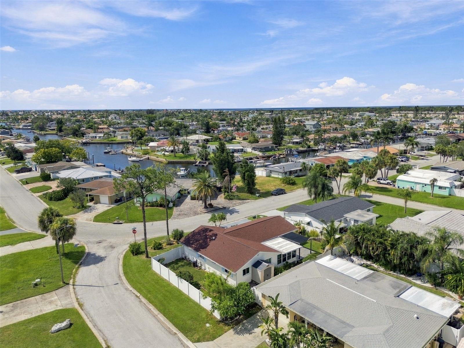 4880 SHELL STREAM BLVD