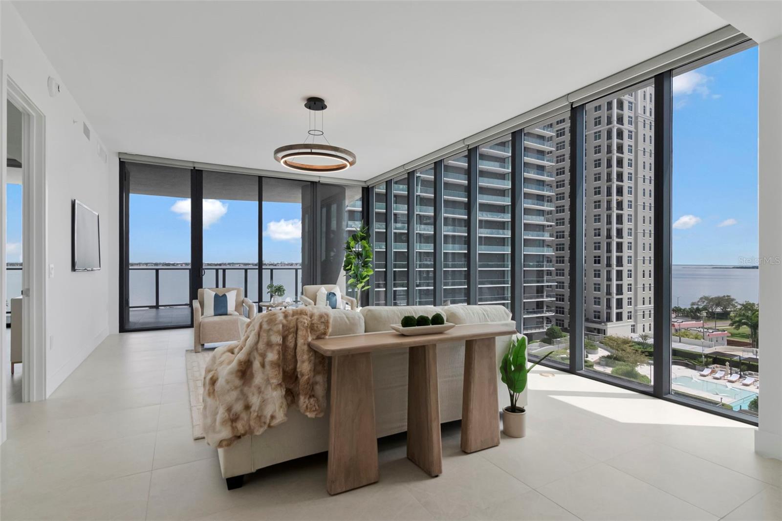 3015 S YSABELLA AVE #804