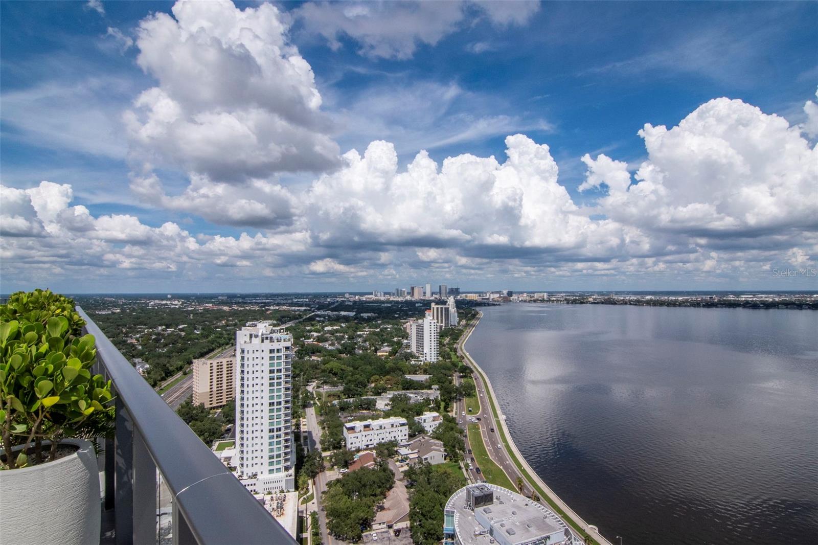 3015 S YSABELLA AVE #804