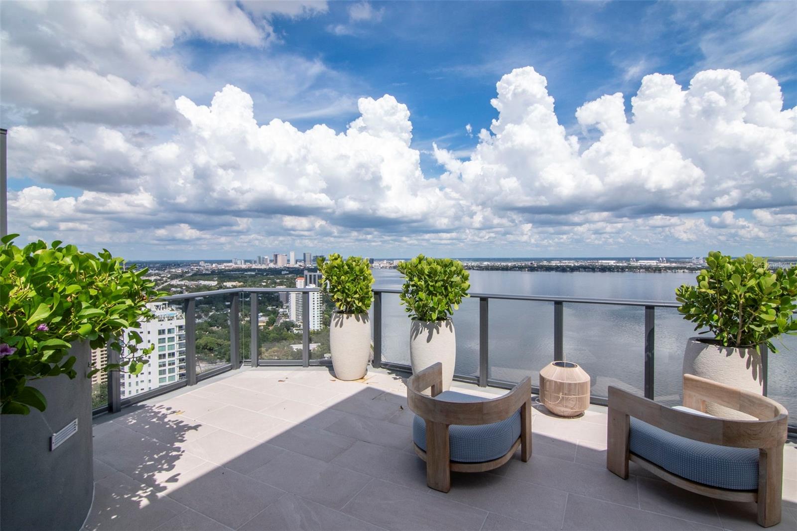 3015 S YSABELLA AVE #804