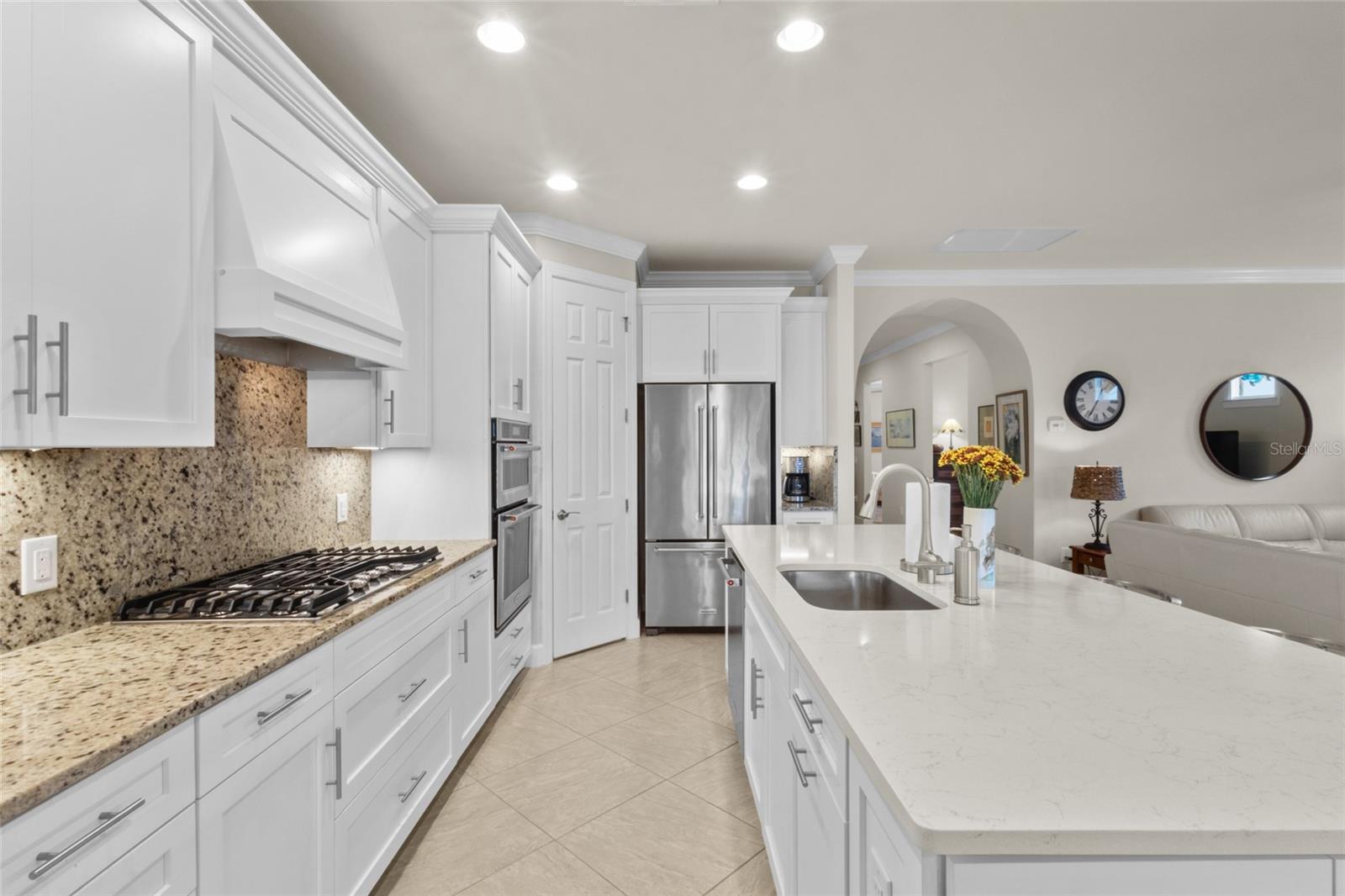 6905 GOSPORT COVE