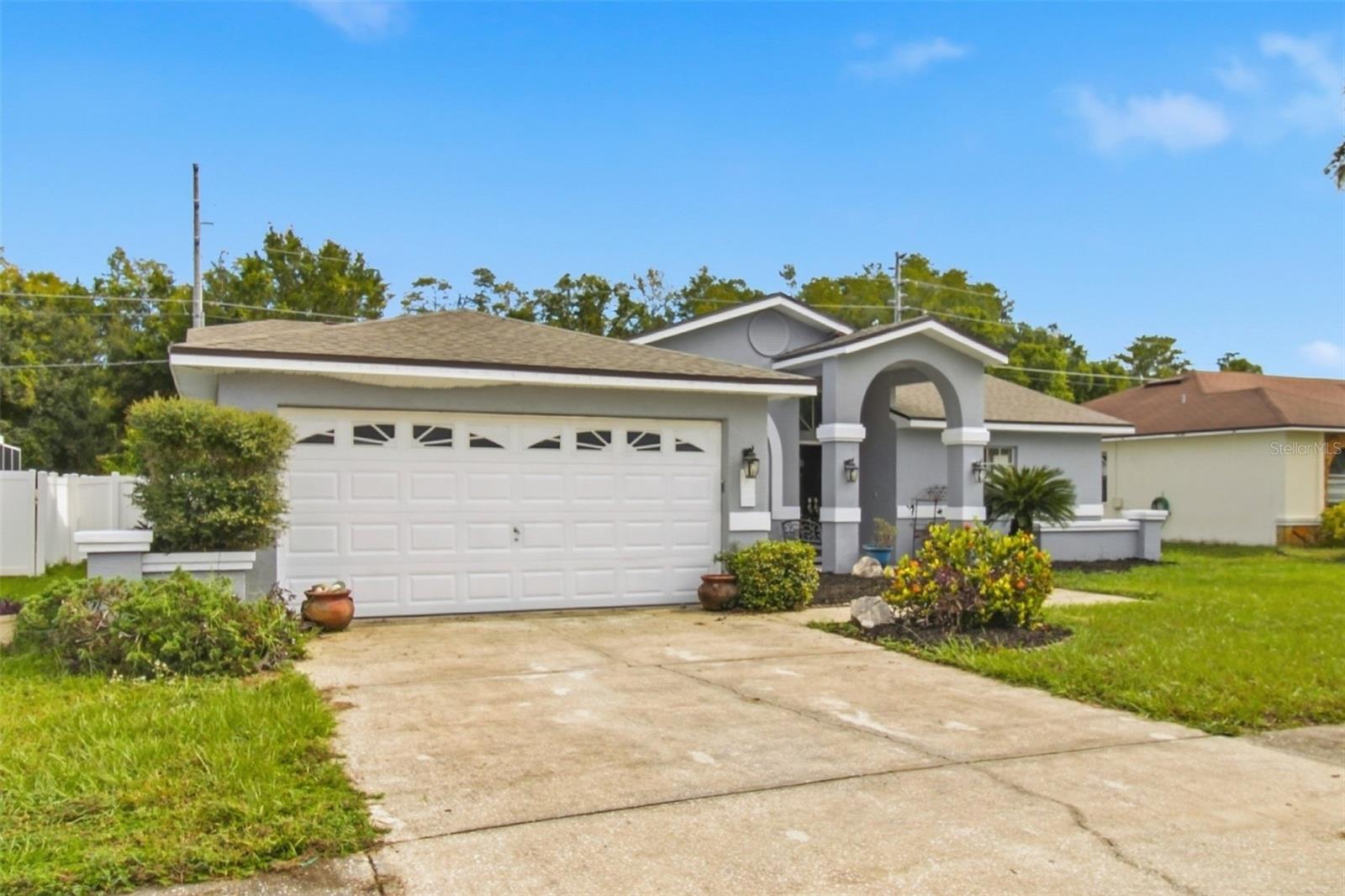 9719 LOMALINDA CT