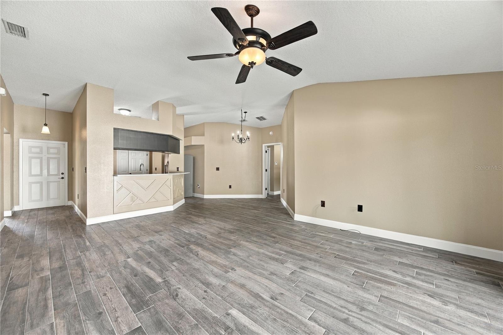 7919 MERCHANTVILLE CIR