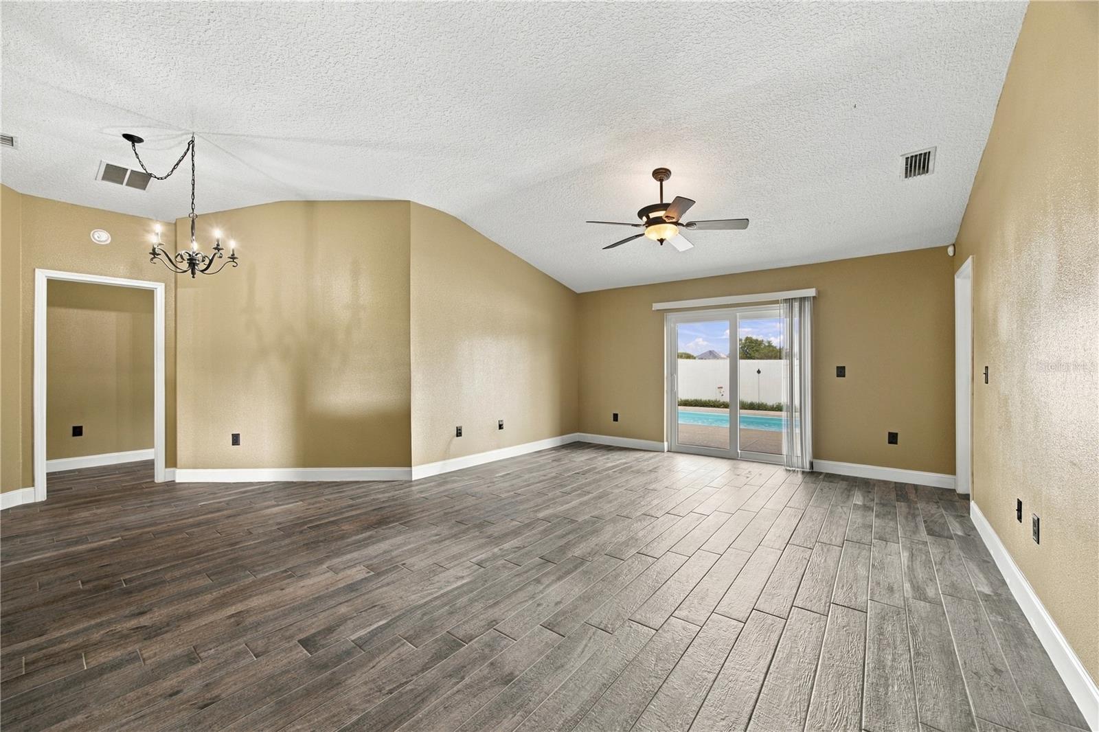 7919 MERCHANTVILLE CIR