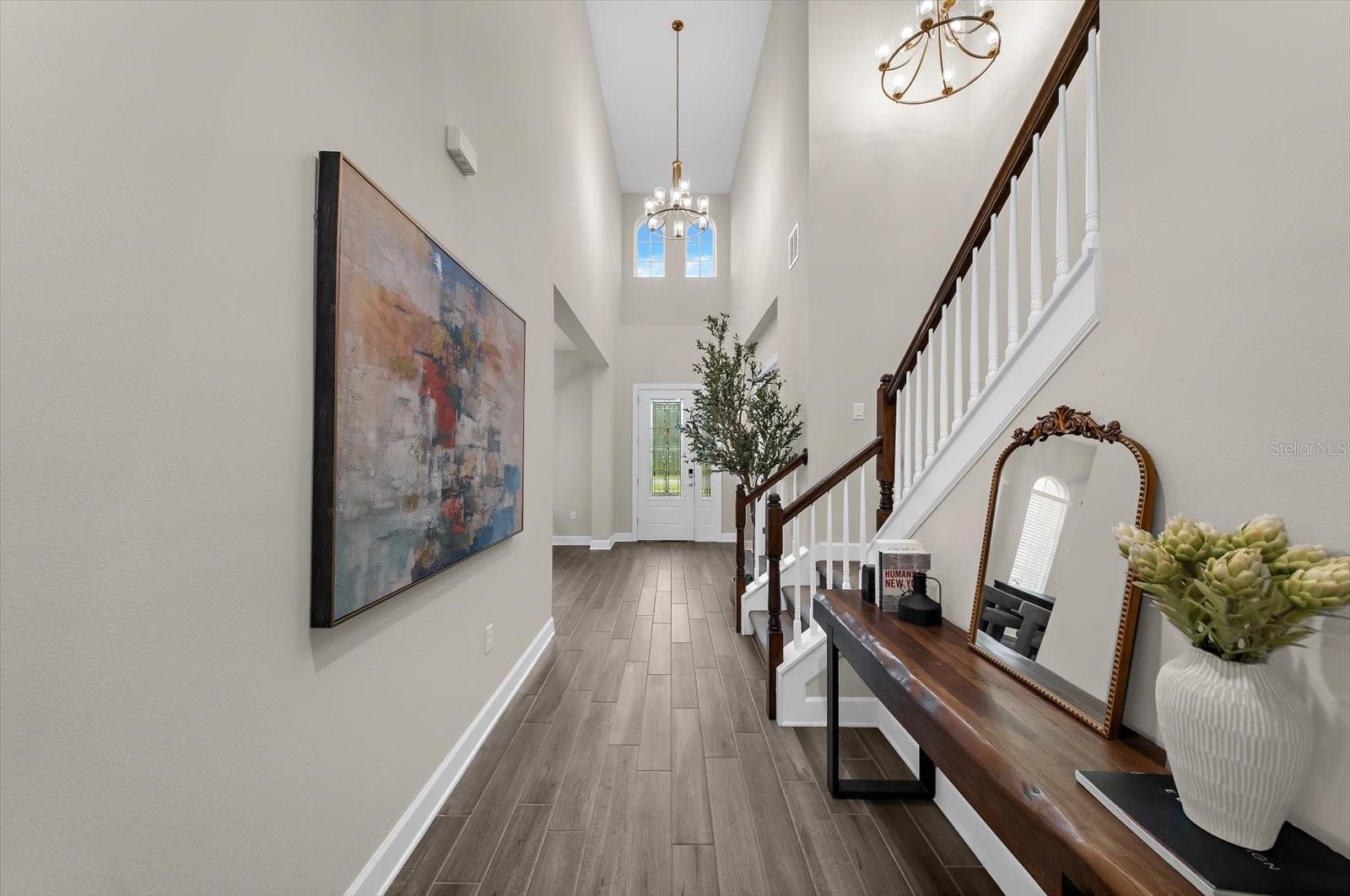 1118 LAKE HANNA DR