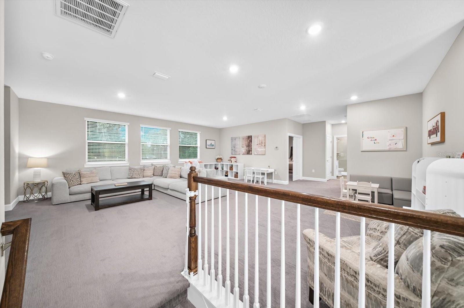 1118 LAKE HANNA DR
