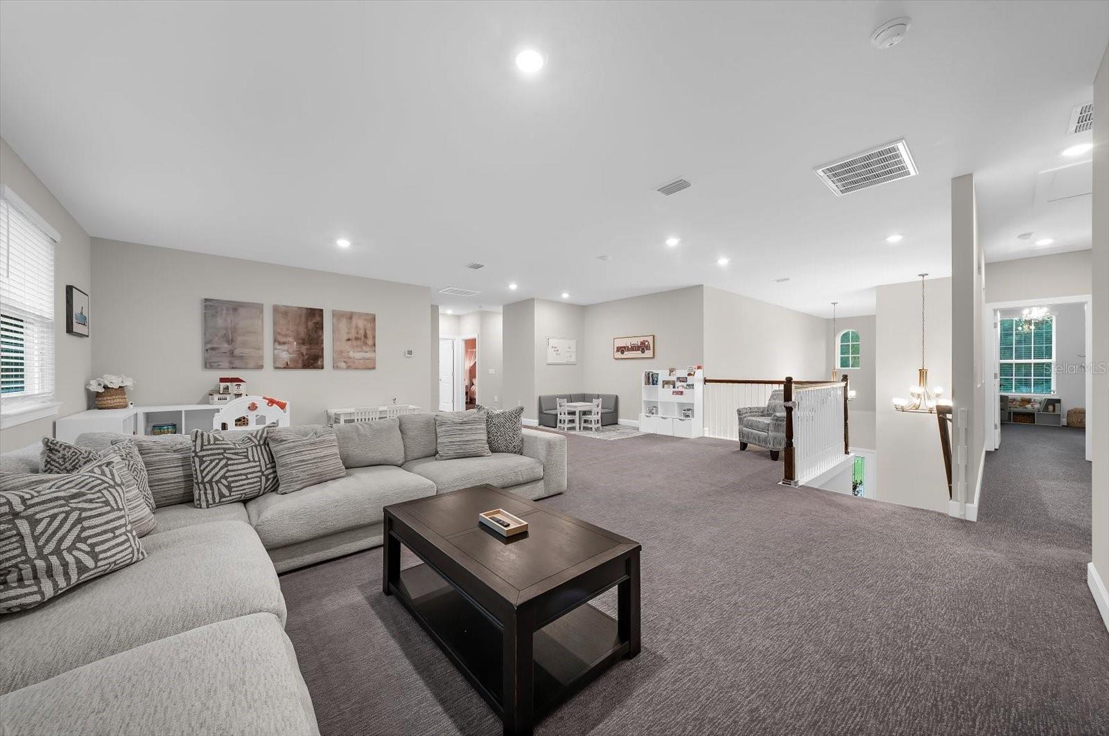 1118 LAKE HANNA DR