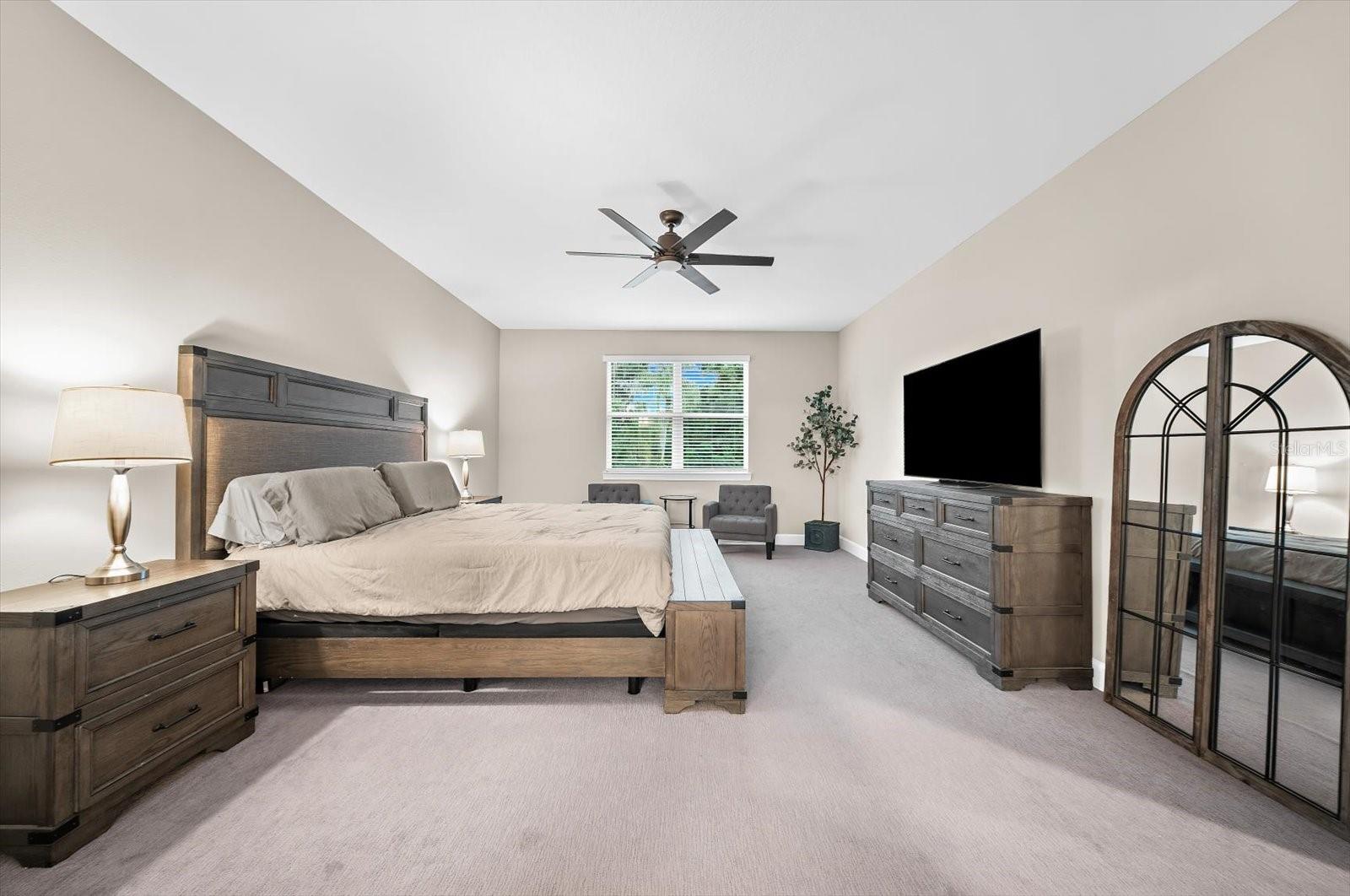 1118 LAKE HANNA DR