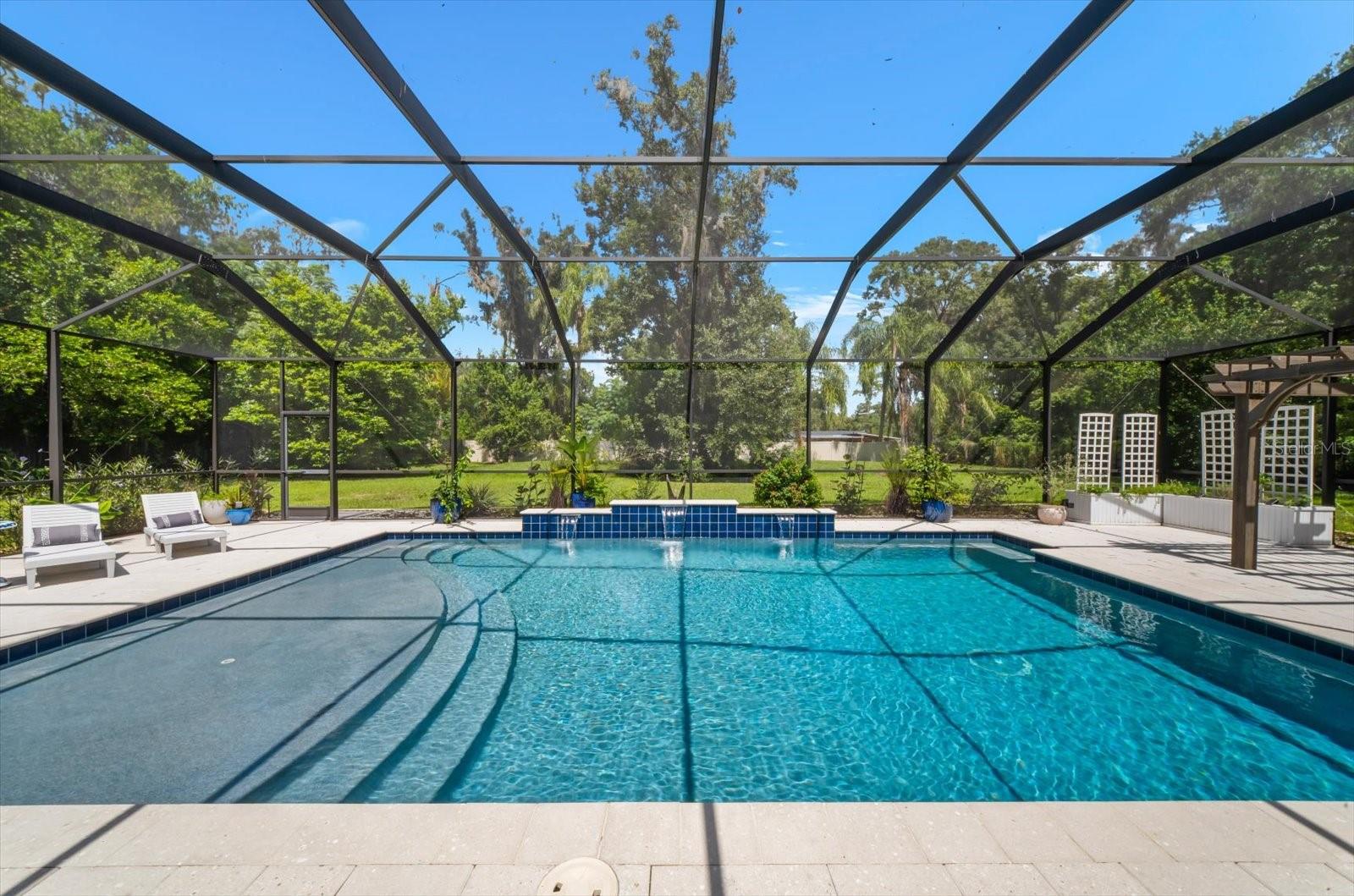 1118 LAKE HANNA DR