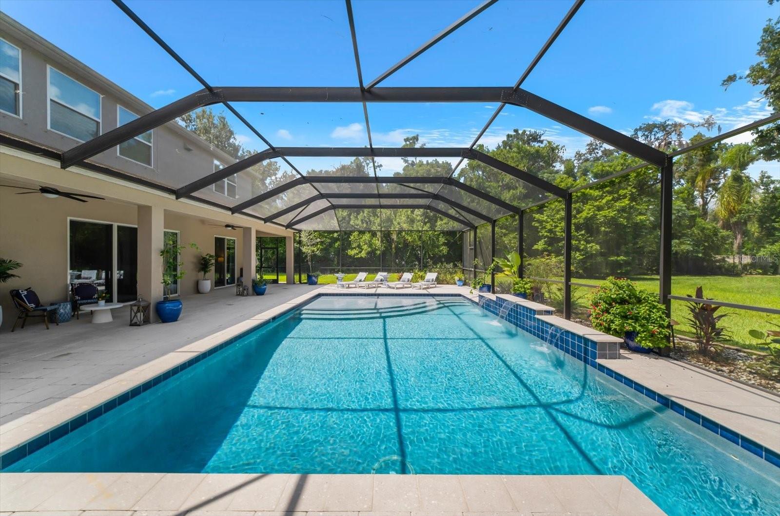 1118 LAKE HANNA DR