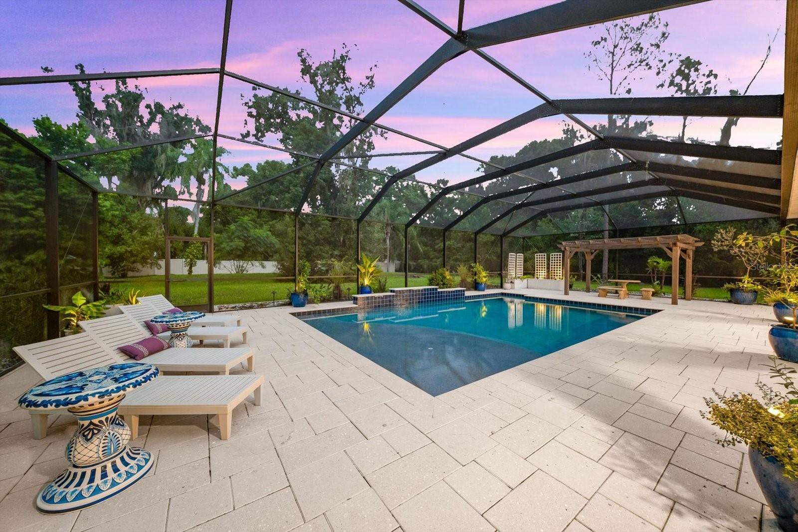 1118 LAKE HANNA DR