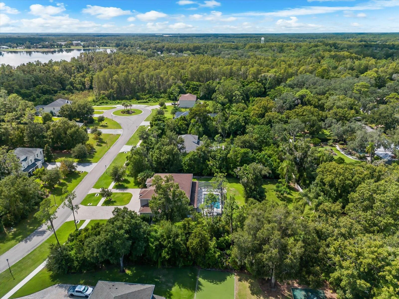 1118 LAKE HANNA DR