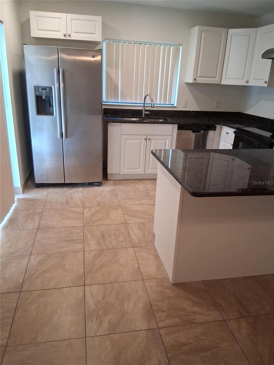 15301 W POND WOODS DR #303