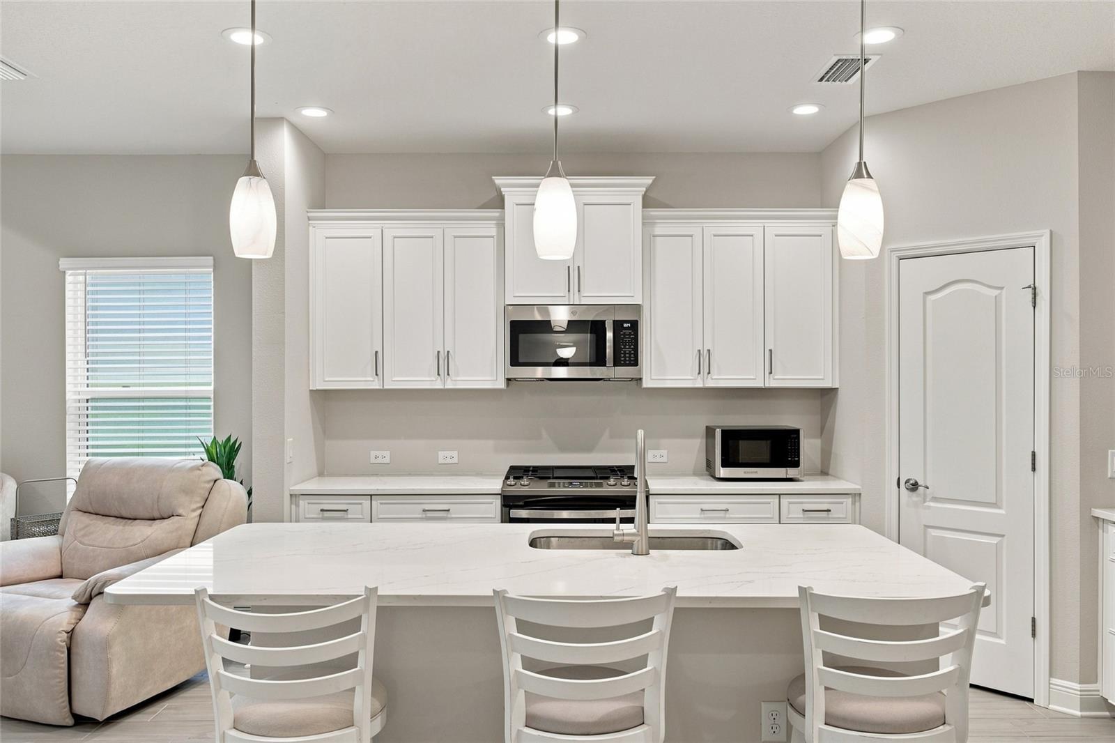 12736 SEASONG TERRACE