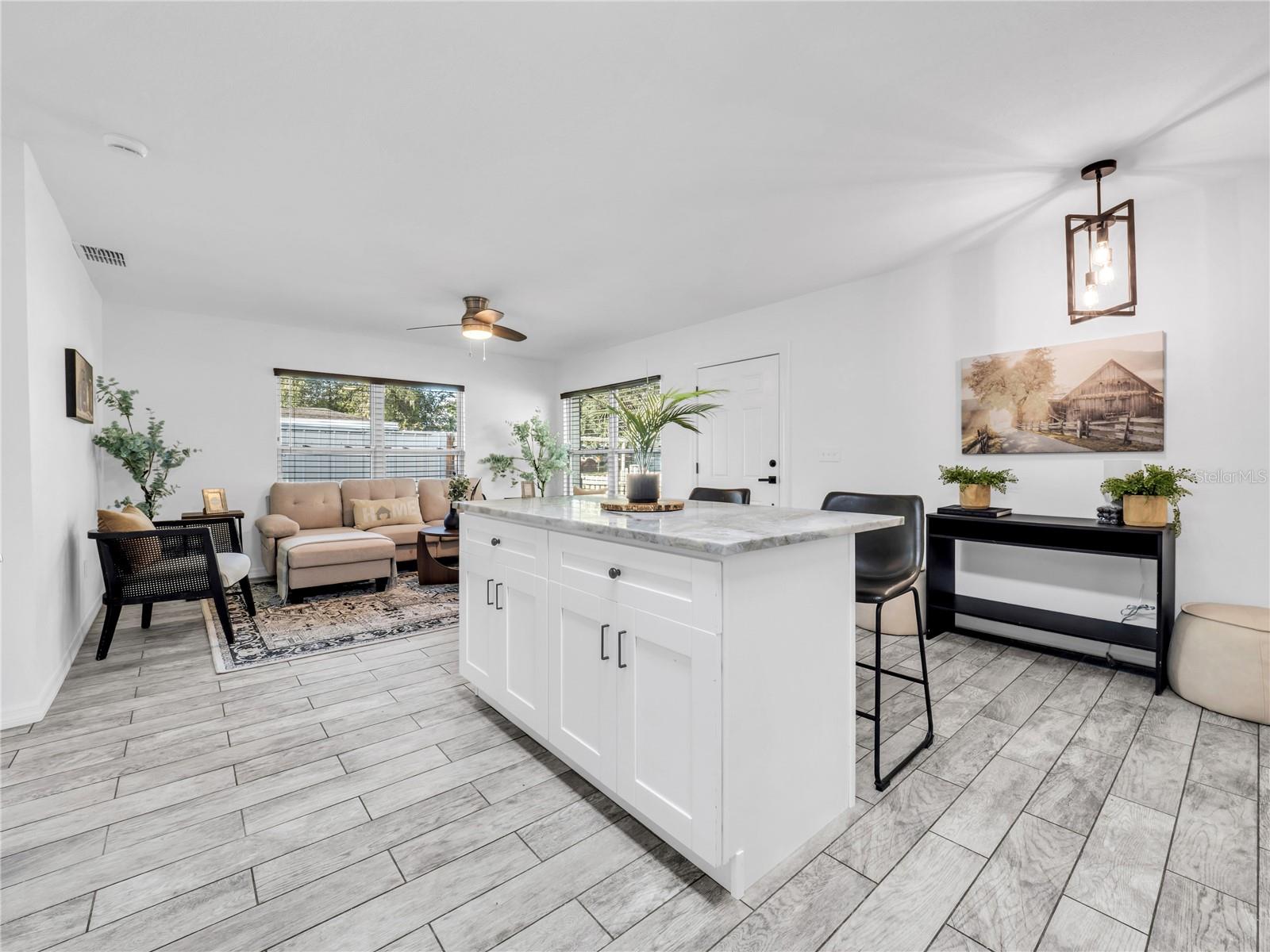 4014 MCLANE DR