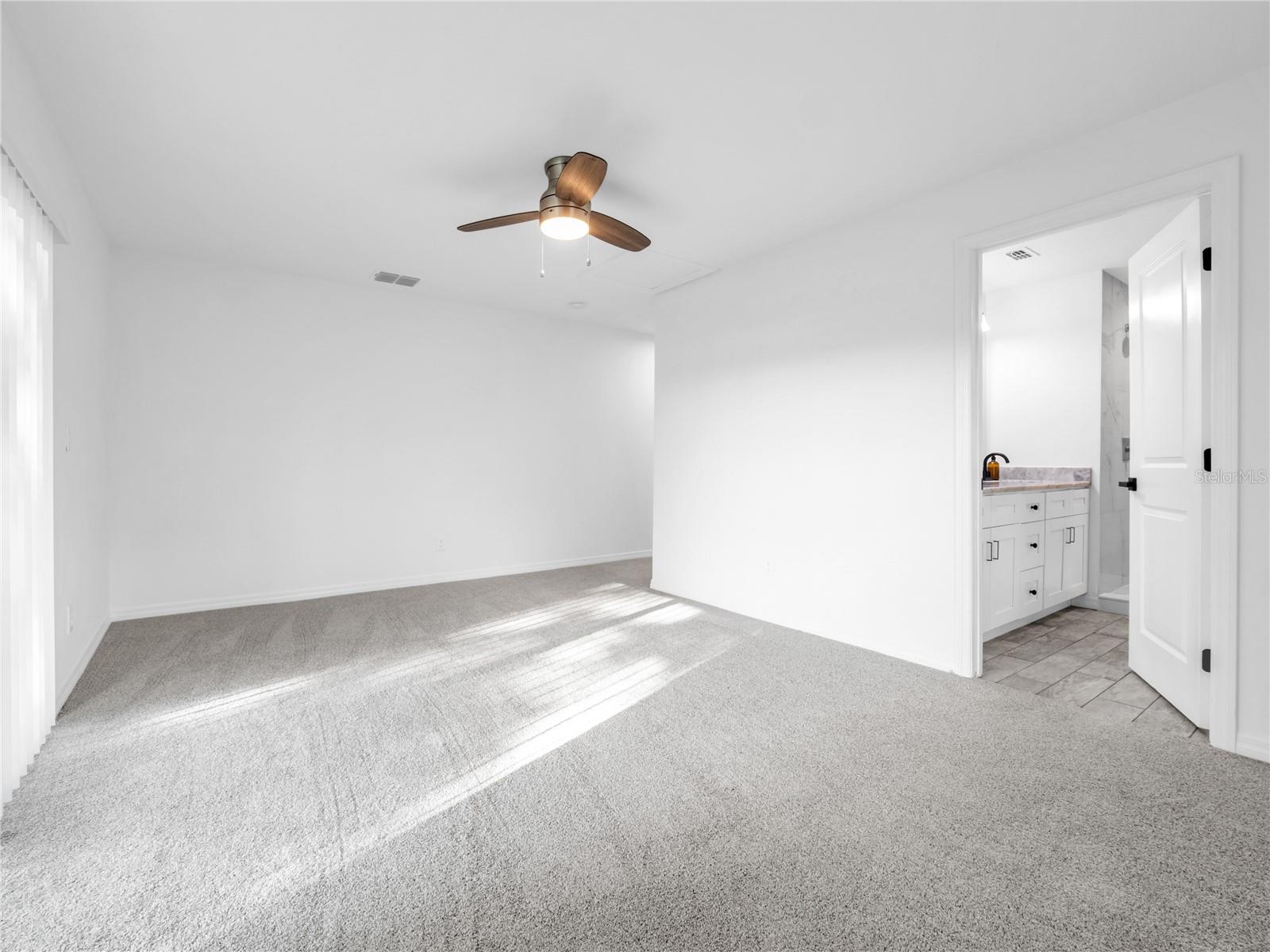 4014 MCLANE DR
