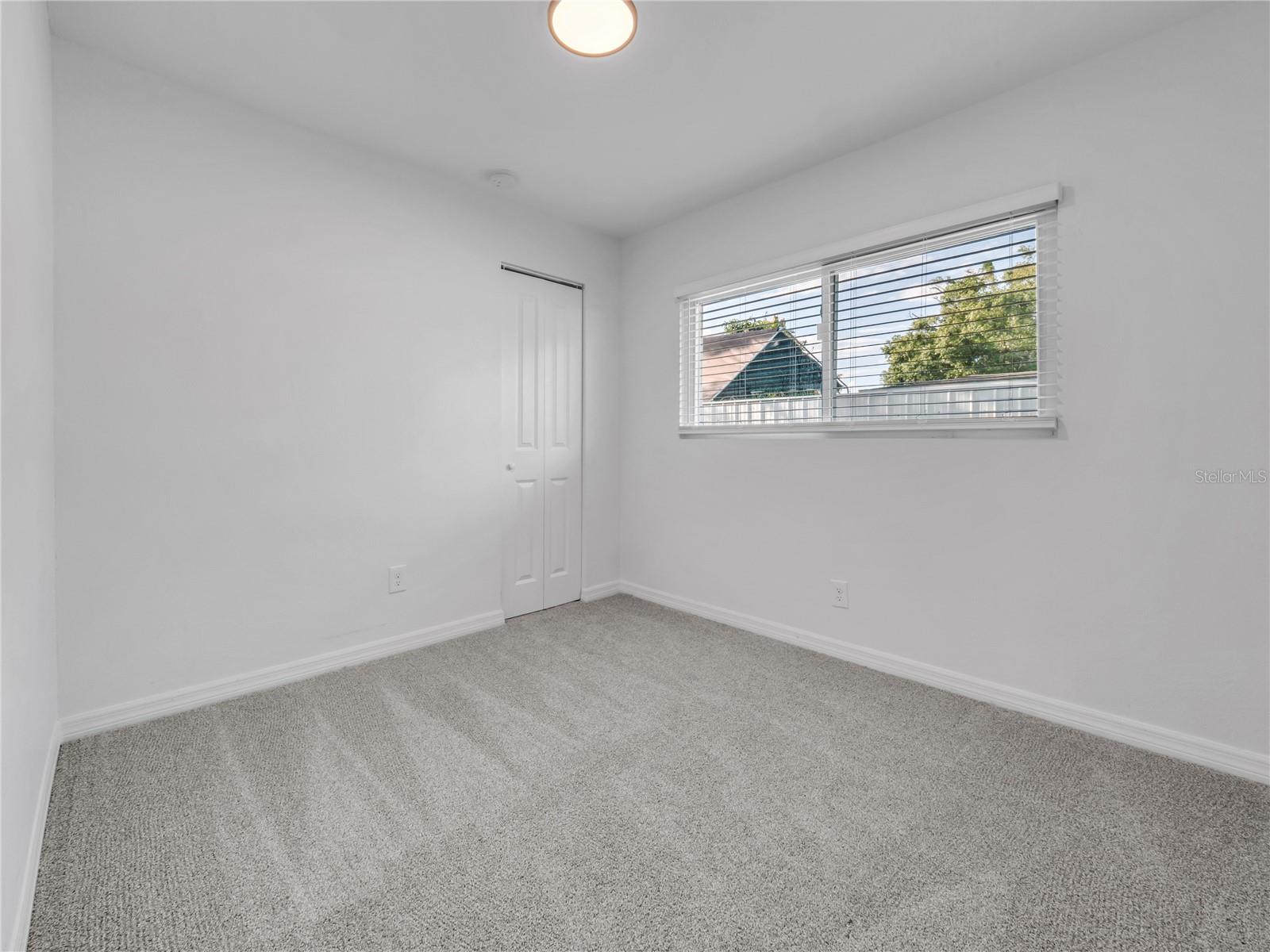 4014 MCLANE DR