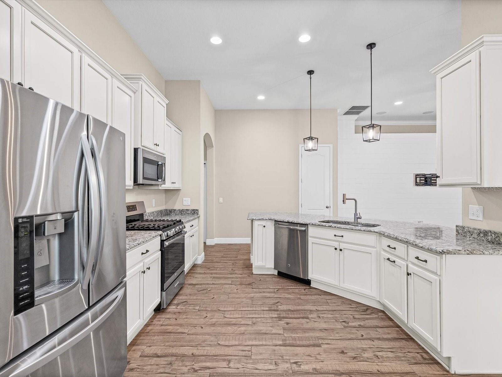 8519 MAY PORT CT