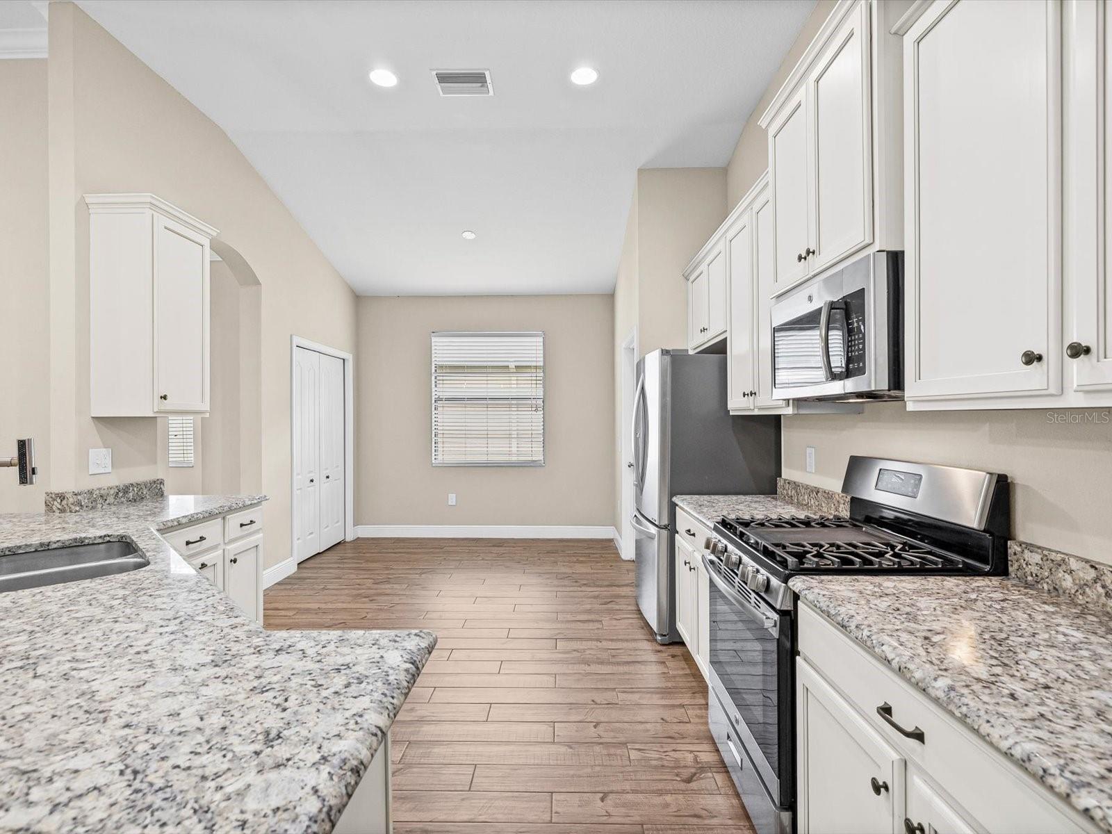 8519 MAY PORT CT